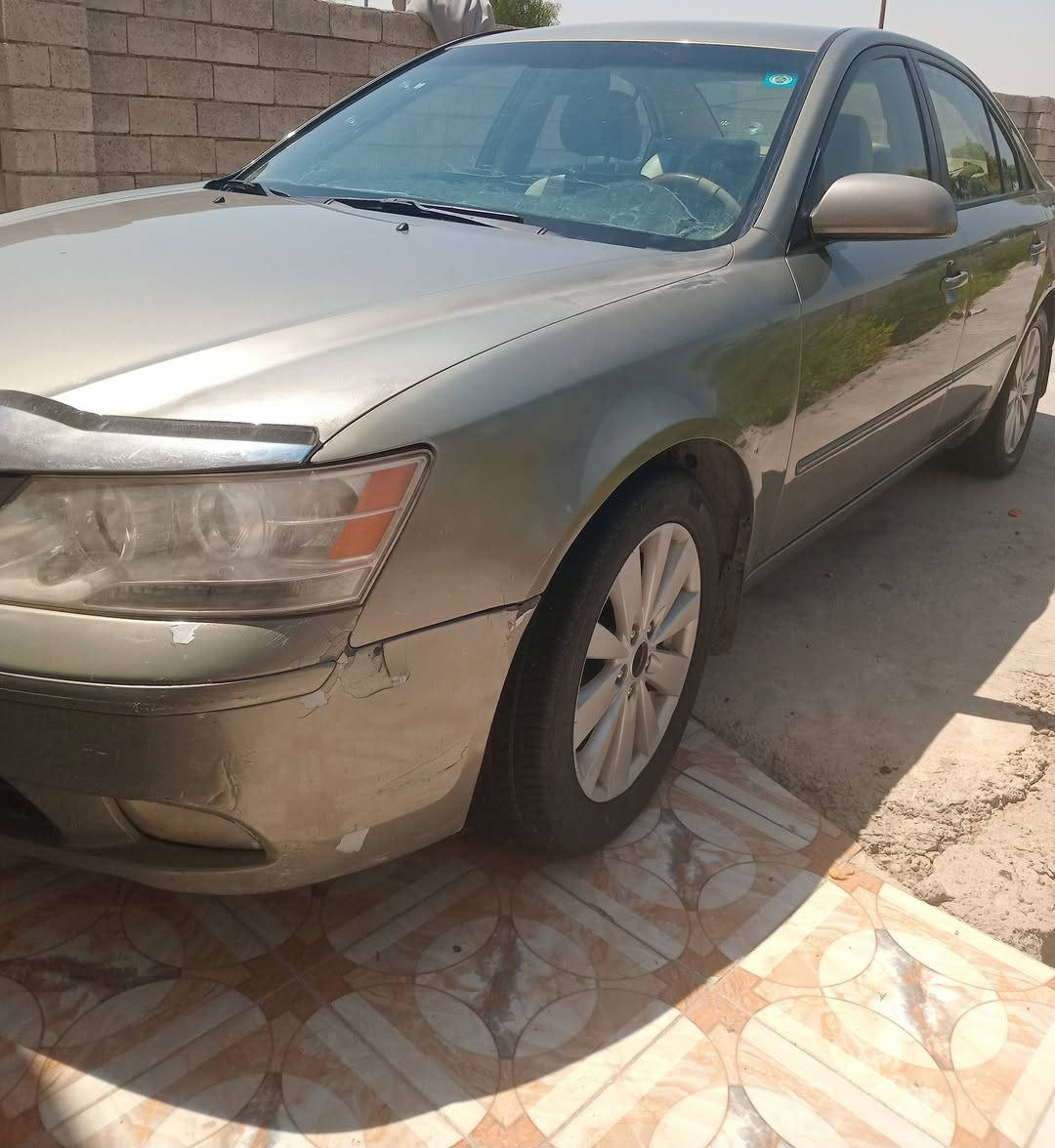 السلام عليكم سوناتة للبيع
مديل 2010 أمريكي 
المحرك 2400 دوش 
الكير  كفالة حدادية امامي خلفي جديد 
السيارة بيهة
ضررامريكي جامرلغ امامي جهة السايق بس 
بدون اربك
السعر 125 وبيهة مجال 
تحويل ثاني يوم 
مكان السيارة ديالى /بلدروز 
رقم الهاتف ***********
