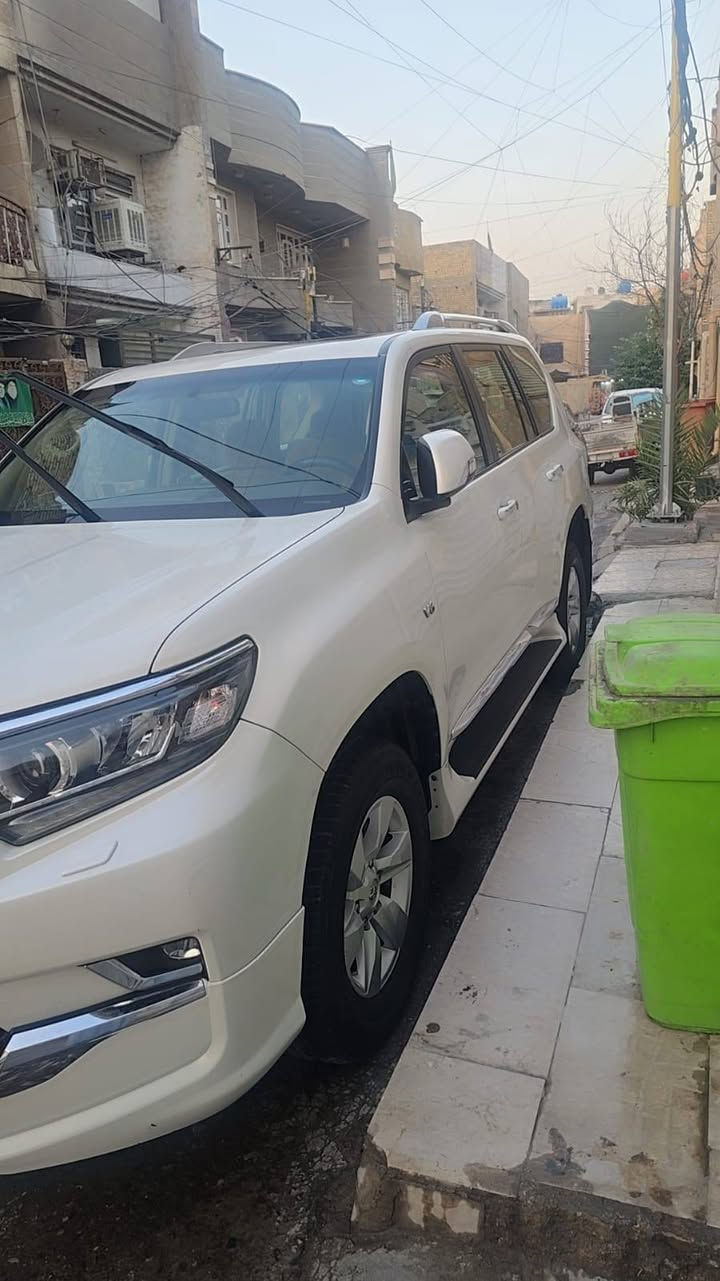 سلام عليكم مكلف بل نشر برادو 2018 مكفوله مواصفات  TXL فول اتصال صاحب السيارهسلام عليكم مكلف بل نشر برادو 2018 مكفوله مواصفات  TXL فول اتصال صاحب السياره*********** سعر 335

