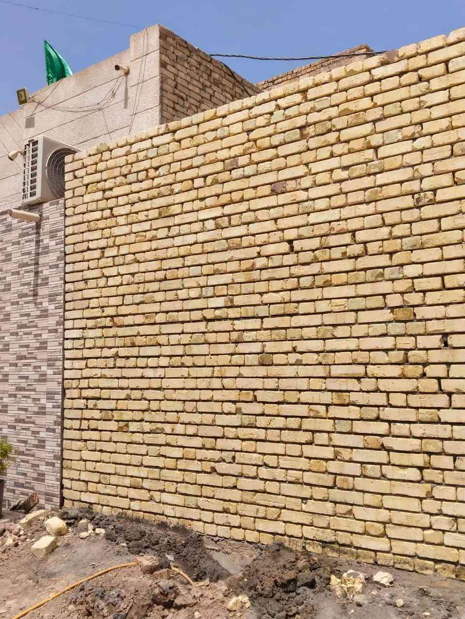 السلام عليكم خلفة بناء متفرغ نشتغل بل يوميه وعل دبل سعر بناء الدبل ٣٢٥ رقم الهاتف ***********
