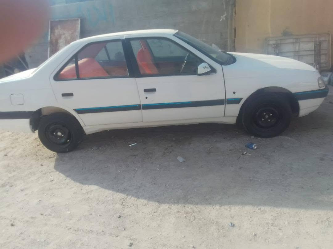 ام عليكم سياره 405مديل 14مكينه وكير وحداده كفاله تخم تاير جديد  كهربايات كله شغاله تبريد شغال سيارهجاهزه رقم بصره راعيه يمي مصفره غرامات سياره معمره بدون ضربه مكان البصره خي الصدقاا السفسار ***********
