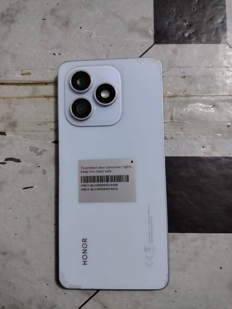 سلام عليكم هونر X8P جهاز جديد ذاكرته 2056 جهاز حيل حلو مكاني الفلوجه تلفون باكيته ويا وشاحنه وكلشي وياه
