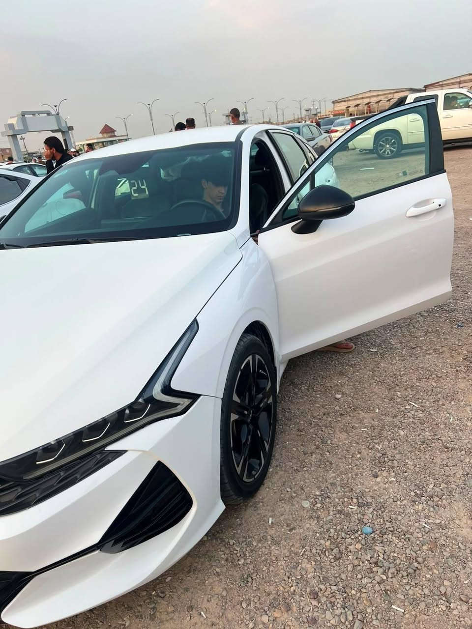 كيا K5 • ٢٠٢٤ • وارد أمريكي