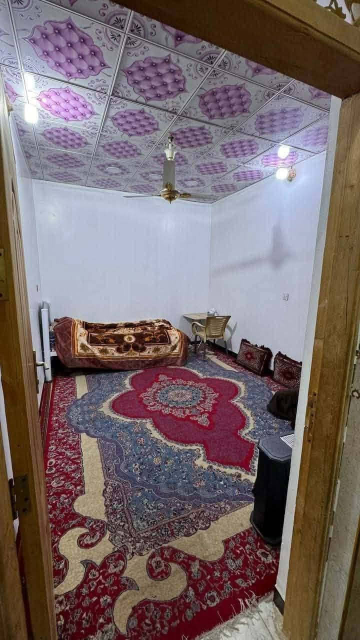 يالله
 اللهم صل على محمد وال محمد
بيت للبيع 100 متر طابقين بسعر 65 مليون وبيه مجال بملحق القريه
يحتوي على ٤ غرف واستقبال وصاله ومطبخ وصحيات
للاستفسار اتصال
 او واتساب
***********
@إشارة
