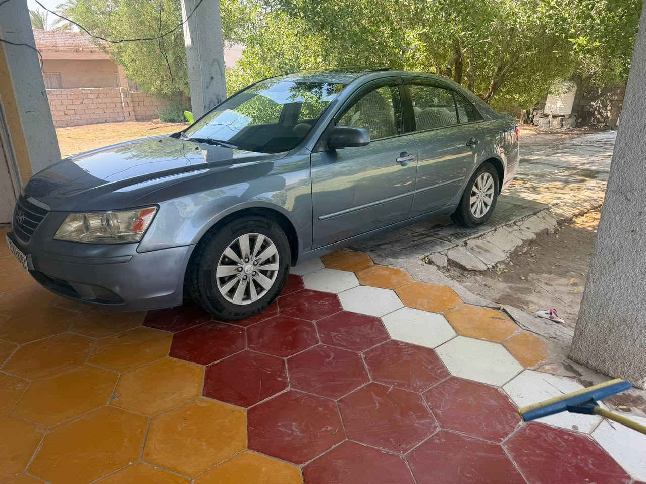 سوناته امريكي موديل ٢٠٠٩ فول مواصفات محرك ٢٤٠٠ دوش خمسة كير سيارة بيه صبغ قطعتين سيارة فتحة شاشة كامره كشن كهربائي بابل الحمزه الغربي خارج سعره ١٠٧ ورقه  ***********
