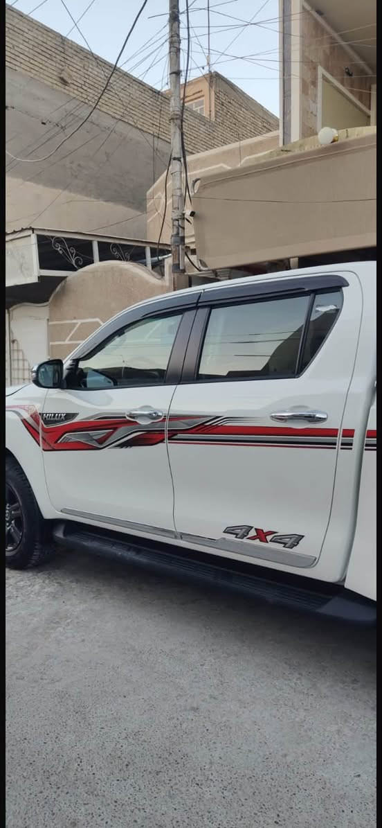 سلام عليكم هايلوكس فور ويل فول للاخير موديل 25 السعر 348 *********** اربيل باسمي مكانها الدوره  السياره ماشيه 12 بيها رصعتين فقط سونر موجود بكد الاضفر الرصعه هاي الس بيها
