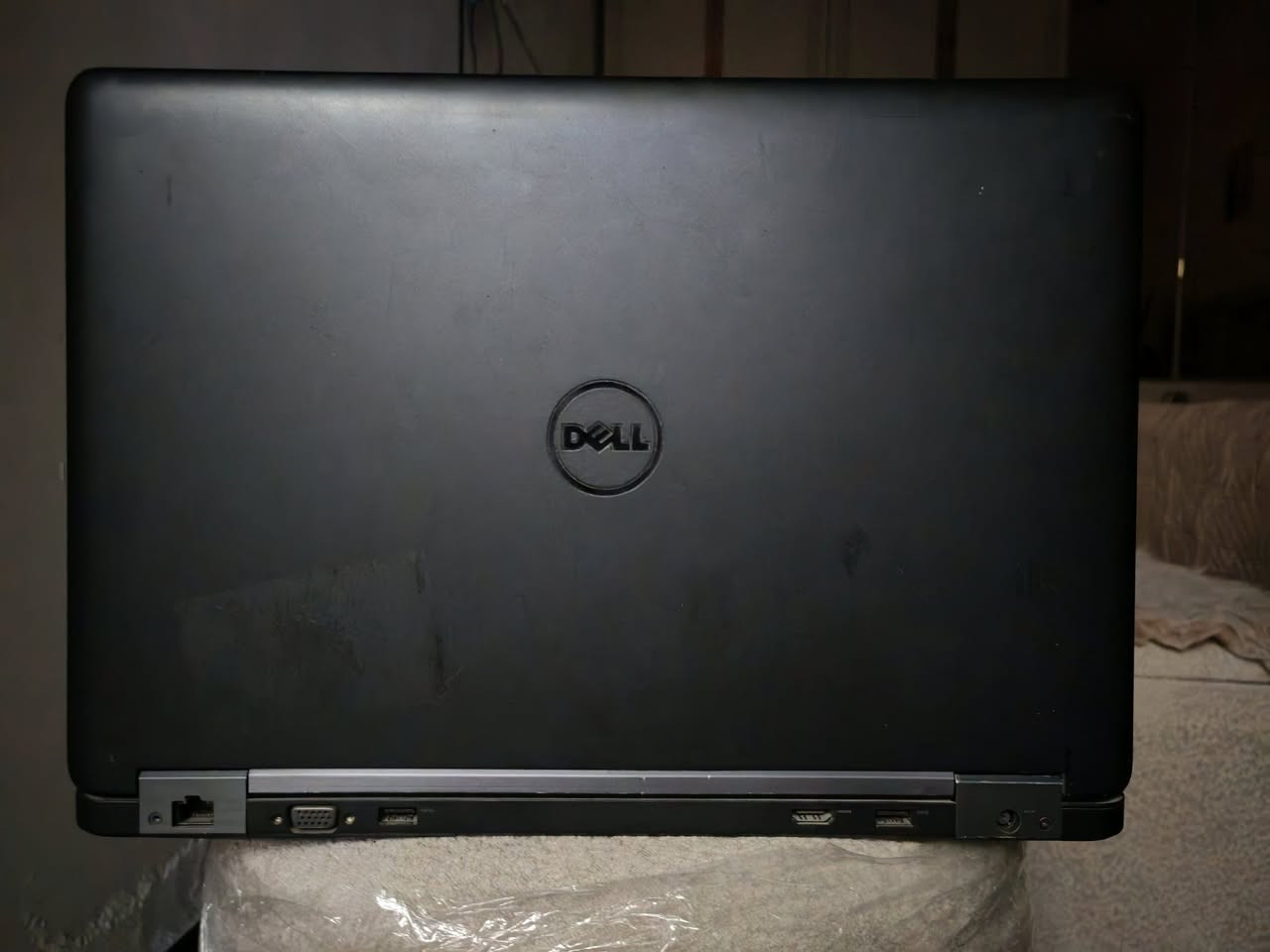 لابتوب dell
حجم كبير 15.6 مميز FHD
بيها مشكلتين بطاريه و كيبورد مايشتغلن سعرهن ثنينهن 45 الف
معالج
 Cori5 gel5  جيل خامس
RAM 8GB
HARD 256 SSD
كارت شاشه
intel 4G حجم
وندوز 11 برو مفعل
منصبه لعبه GTA 5 بكل سلاسه
كيبورد ضوئي
ملحقاته شاحنه + ماوس + كيبورد
سعره 125 قفل غير قابل العمله مكاني بغداد. توصيل موجود
رقم ***********

نص مكتوب في الصور:
- الإعدادات النظام ، حول حسين حساب محلي العثور على إعداد النظام والأجهزة Bluetooth الشبكة والإنترنت إضفاء طابع شخصي التطبيقات الحسابات اللغة والوقت الألعاب إمكانية الوصول الخصوصية والأمان Windows Update 31°C عالم غالبا بحث الإعدادات المرتبطة مواصفات Windows Windows 11 Pro الإصدار 21H2 الإصدار تم التثبيت في ٤/٠٤/٢٢ إصدار نظام التشغيل ٢٢٠٠٠.٢٥٣٨ تجربة حزمة تجربة مزايا Windows 1000.22001.1000.0 اتفاقية خدمات Microsoft شروط ترخيص برامج Microsoft ارتباطات ذات صلة المجال أو قاعدة المعارف حماية النظام إعدادات النظام المتقدمة نسخ مواصفات الجهاز DESKTOP-TSFKH8U اسم الجهاز Intel(R) Core(TM) i5-5300U CPU @ 2.30GHz 2.30 GHz المعالج ٨,٠٠ غيغabايت (٧,٨٨ غيغابايت مستخدم) ذاكرة RAM المثبتة 0BC0E7B7-F102-405B-BBCD-4F9644FA0D5F معرف الجهاز 00330-50000-00000-AAOEM معرف المنتج نظام تشغيل بإصدار ٦٤ بت ومعالج يستند إلى x64 نوع النظام لا يتوفر إدخال باللمس أو بالقلم لجهاز العرض هذا القلم واللمس نسخ إعادة تسمية هذا الكمبيوتر
- Intel(R) HD Graphics 5500