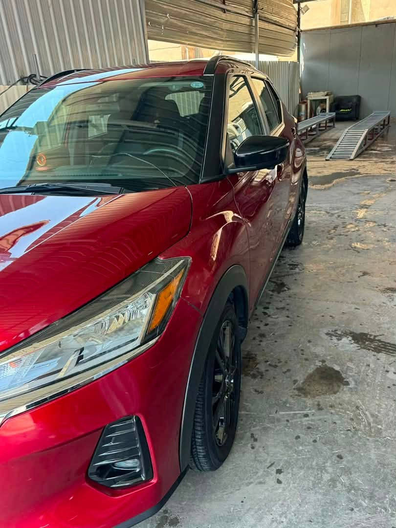 Nissan Kicks 2024  SR 

نيسان كيكس 2024 SR ترقيم جديد 

بصمه تشغيل 
بصمه أبواب 
اربع كاميرات
شاشه ايباد 
بريك بصمه 
اوتو هولد 
نقطة عمياء 
تحديد سرعة 
تحديد مسار 
رادار امامي 
رادار جانبي 
رادار خلفي 
حساسات امامي 
حساسات جانبي 
حساسات خلفي 
ستيرن فوليوم
بيها صبغ بدايه البنيد وشبر بدايه الجاملغ الأمامي ماشية 29 الف  
رقم دهوك بأسمي مكاني بغداد الدورة
***********
السعر 142
