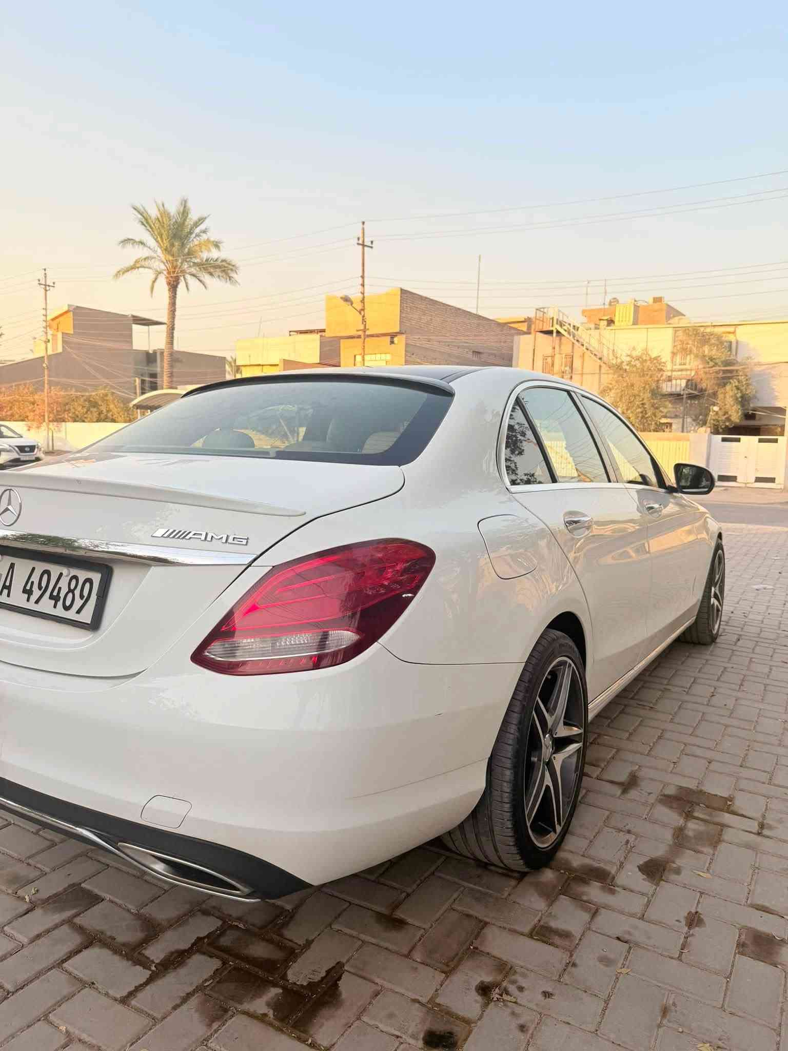 مارسدس c300 فول صفر مسج 
صبغ جزء من لبنيد 
ماشية ٩٠ mil 
بدون نقص جاهزة سيارة 
مكاني بغداد  
162$ 
***********

نص مكتوب في الصور:
- 000-23983588 - 12/12/2018 INSURANCE AUTO AUCTIONS, INC. - IAAI.COM 000-23983588 - 12/12/2018 BidFax.info