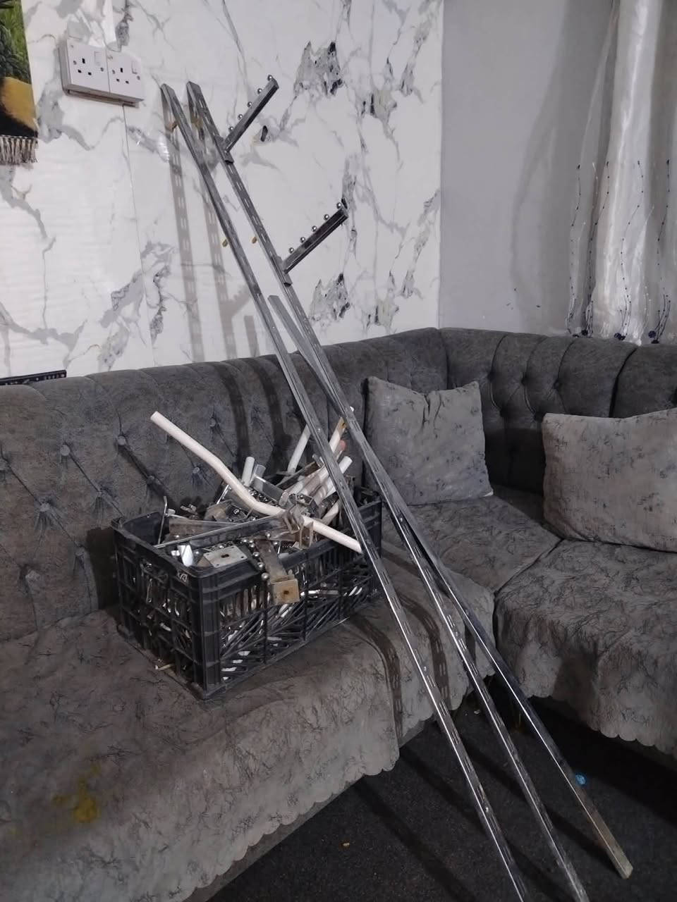 مليكانات عدد ٥ وحده بيه ايد كامله ناقص جف وثانيه بدون أدين وتلاثه مليكانات صفار + ستاندات ستيل كامله هنه وتعاليك  سعر ب٧٥@ وبيهم مجال للشراي عنوان ابو خستاوي ***********
