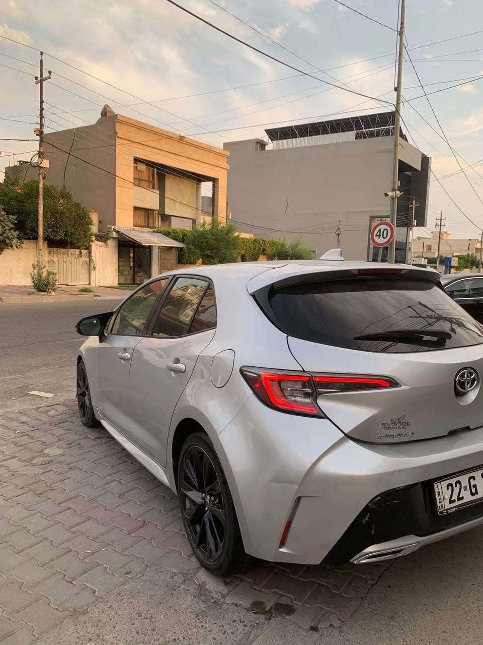 كورولا ٢٠٢٠ • هاتشباك امريكي • ١١٨٠٠٠ كم