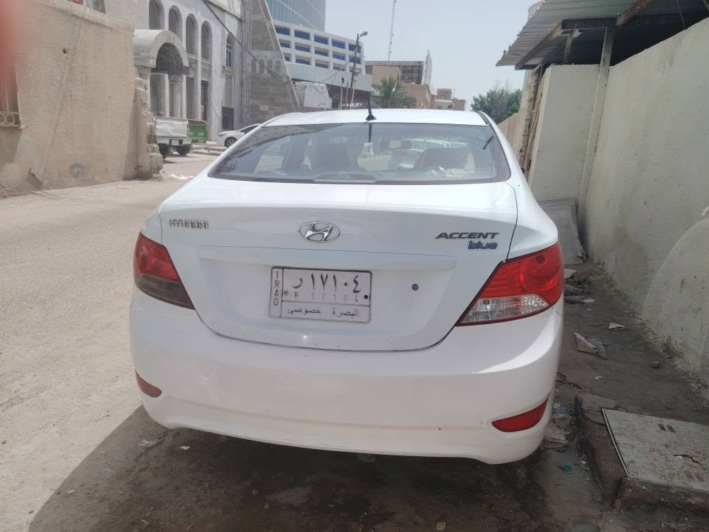 هونداي اكسنت موديل12 بصره مرحله اليف ال28 محرك1600 تبريد بي ضعف  سياره كفااه بيه صبغ دوس وربع جاملغات اماميه اثر خياس، والباقي مكفول السعر75 ومجال قليل ***********  مكان سياره بالعشار شارع الاستقلال البصرة, العراق

