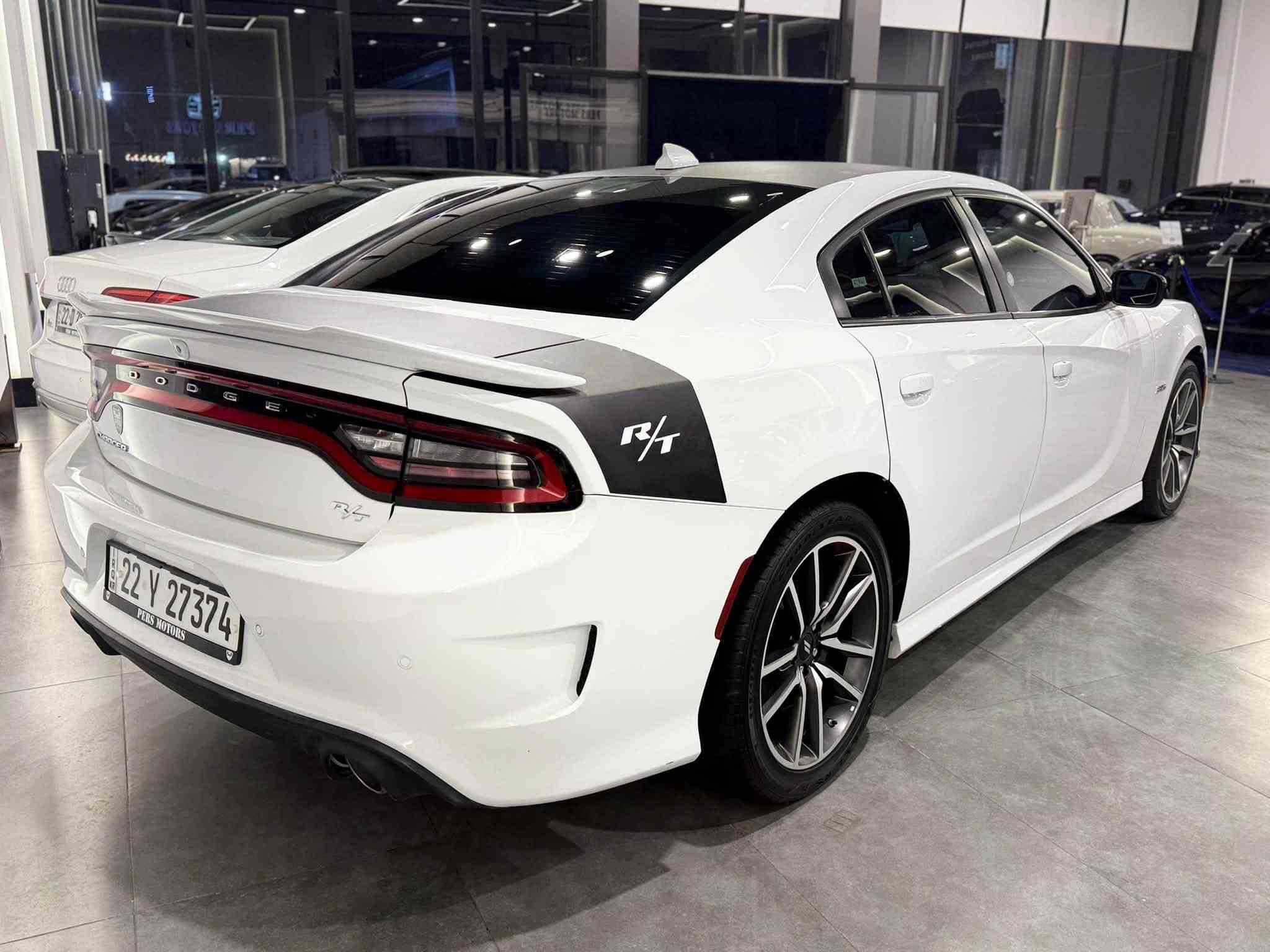 السلام عليكم
دوج جارجر ( DODGE CHARGER ) 

🔹الفئه : R /T

🔹موديل: 2023

🔹رقم السياره: اربيل تسجيل جديد 

 🔹تحويل  وكالة بأي وقت سنويه وهزه جديده    

🔹المحرك: 8 سلند 5700 ( كفاله )

🔹المسافه المقطوعه ؛ 25 MI ( ماشيه قليل )

🔹حاله السياره :  ( وضع الشركة )
*********************************************
🔹شاشه كبيره مع نظام ملاحه نفكيشن GPS
🔹داخل جلد 
🔹ويل  حجم 20 
🔹 حساسات خلفيه 
‏🔹 تشغيل عن بعد
*********************************************السياره جديده جدا  ومابيه نقص حته كتلوكات مال الشركه وياها
*ويل اصلي حجم 20 مع تخم تاير جديد 
*محرك كير تبريد ع وضع الشركه كفاله
*حداديه ع وضع الشركه
💰سعر ؛255$💰

مكان السياره : اربيل

للاستفسار ؛ ***********

نص مكتوب في الصور:
- RT-2023