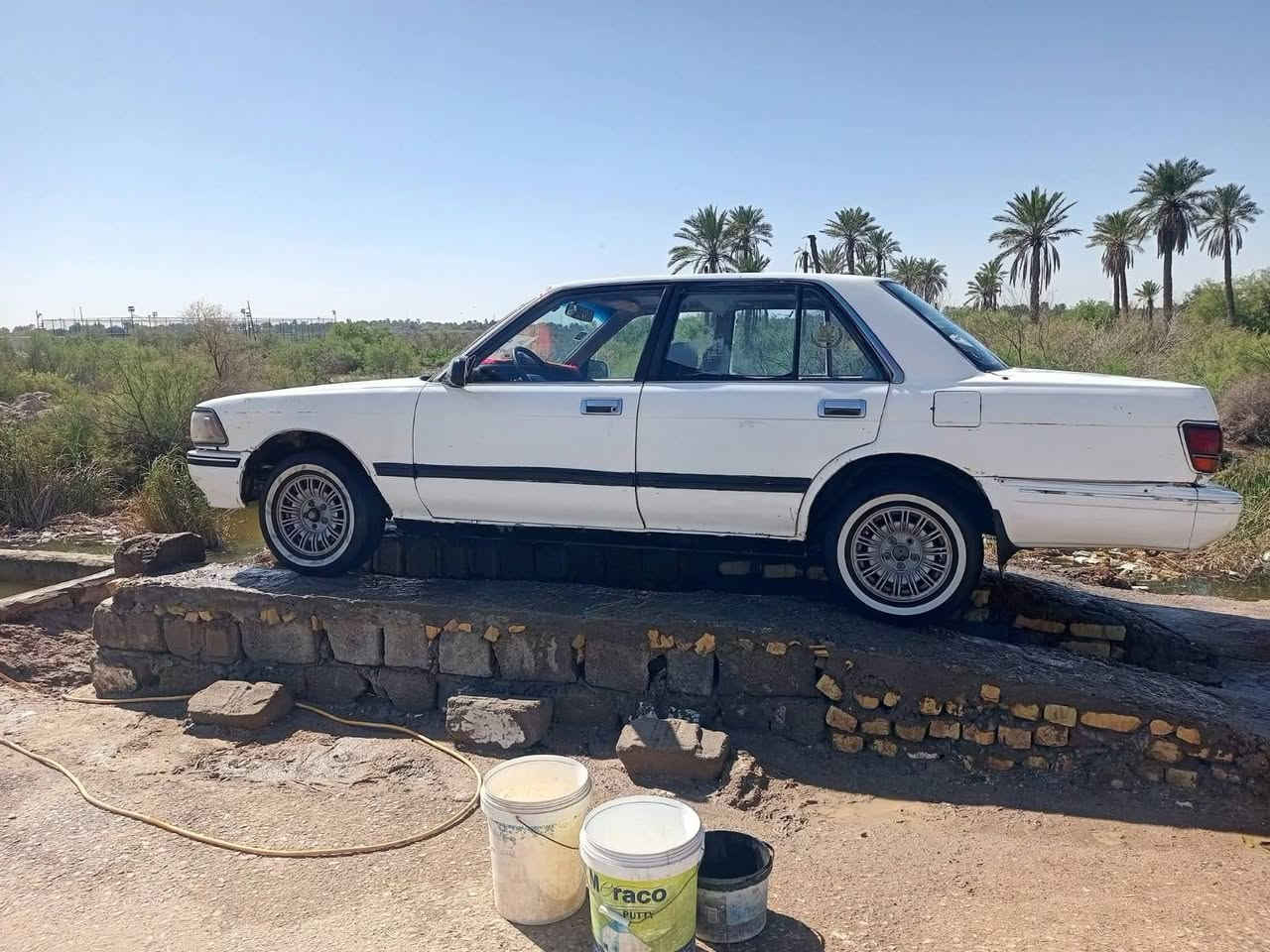 سلام عليكم
سيدان موديل 88
سعر 30
مكينه وكير نظاف
تخم تاير وحداديه 
كسن بي صوت
رقم ذي قار
مكان سياره ناصريه 
سوك شيوخ 
‏‪***********‬‏
