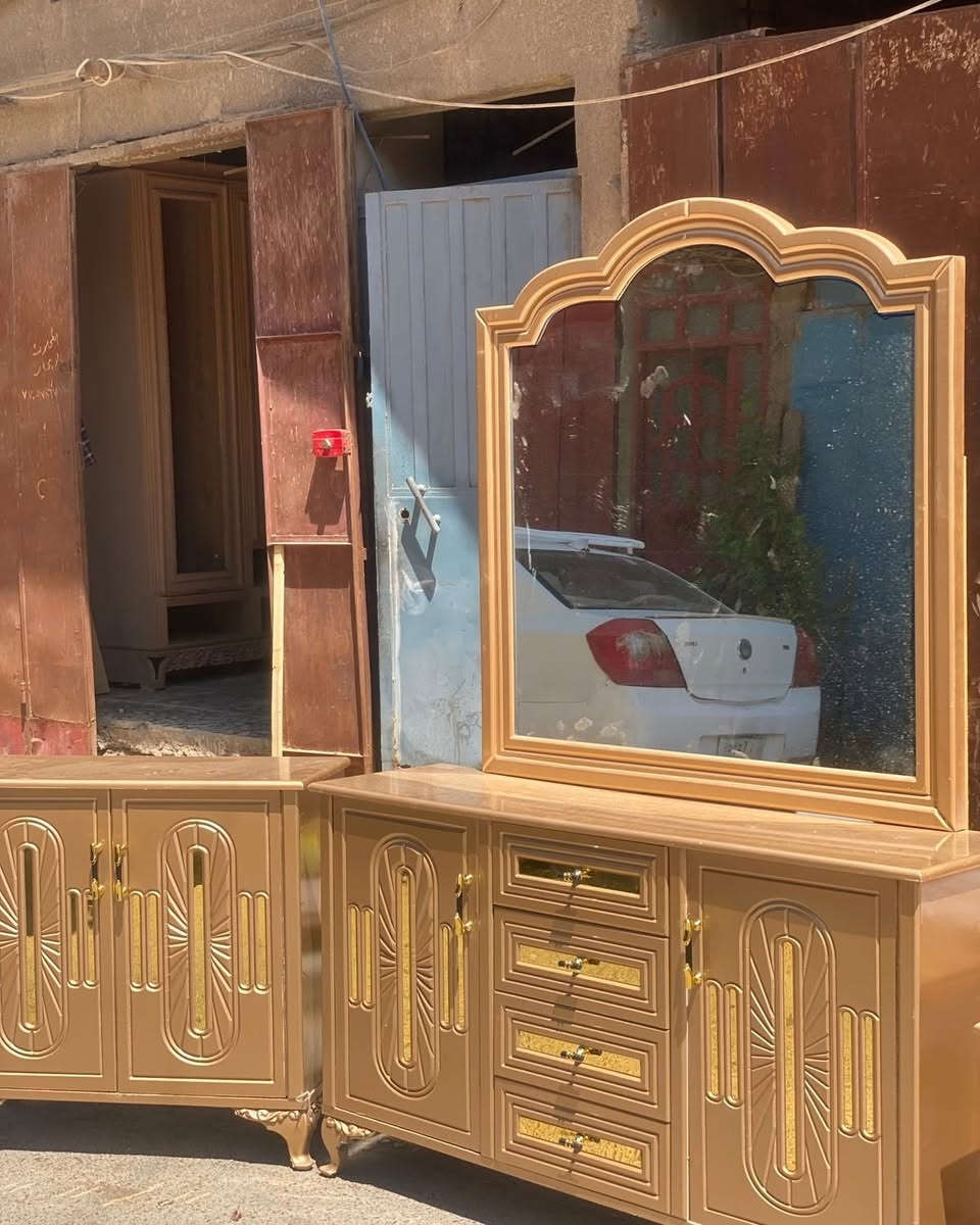 منشور مؤقت عرض لمدة 3 #أيام
السعر مليون و 750
يوم السبت ينتهي العرض يرجع السعر مليونين و 100
للأستفسار
***********  وات ساب
*********** وات ساب 
#معرض_الاسطوره_للاثاث_المنزلي_وغرف_النوم
#العنوان_واسط_قضاء_العزيزيه_قرب_بلدية_العزيزيه
