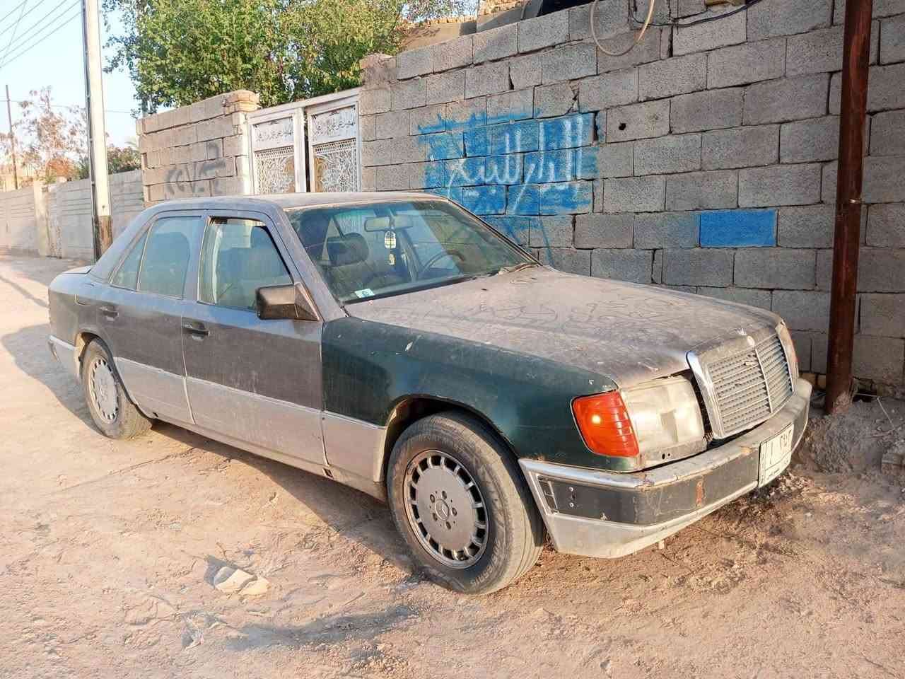 مرسيدس موديل ١٩٨٨ مكينه ٣٠٠٠فيفيتي مكينه أو كير شرط النظافه والفحص
قواعد دبل مشروطات بدون تصليح كهربائيات جاهزه لايت زنون التبريد شرط فقط الغاز عكس هذا الحجي أني خسار 
نظافة الغرفه تقريباً  ٦٥ % خاليه من الخياس السياره بيها حادث ستوته تبديل جاملغ سنويه لغاية ٢٠٢٩ مشروع وطني
السعر النهائي من الأخير بدون عمله ب ٢٩ ورقه المكان قضاء الرفاعي ***********
