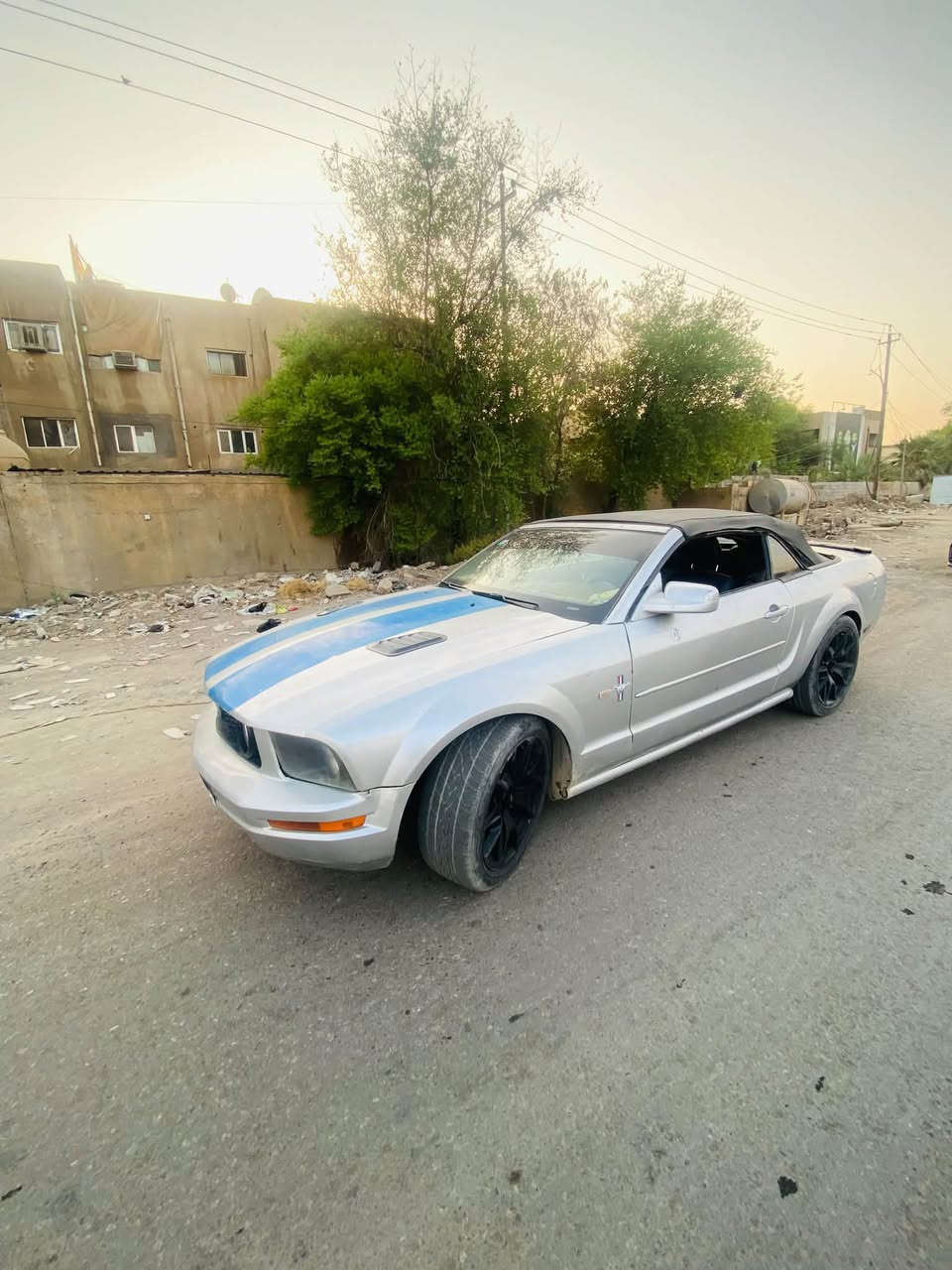 السلام عليكم
شباب موستانك 2007 

السياره كير محرك حلوه 

حداديه نص عمر 

ويل موستانك 

السياره كشف الكشف شغال ومابي شي 

السياره كهربائيات كلها شغاله بس يحتاجلها شويه ترتيبات تطلع تخبل 

السعر 

السياره حلوه كشرتها 

بيها دمام صوت 

بيها شاشه 

كامره 

سنتر لوك شغال 

كلشي شغال 
تبريد شغال 

العنوان بغداد الزعفرانيه 

رقم السياره بغداد وشرط التحويل شباب 

***********
سعر 48 وبيها مجال أو مراوس حسب القناعه
