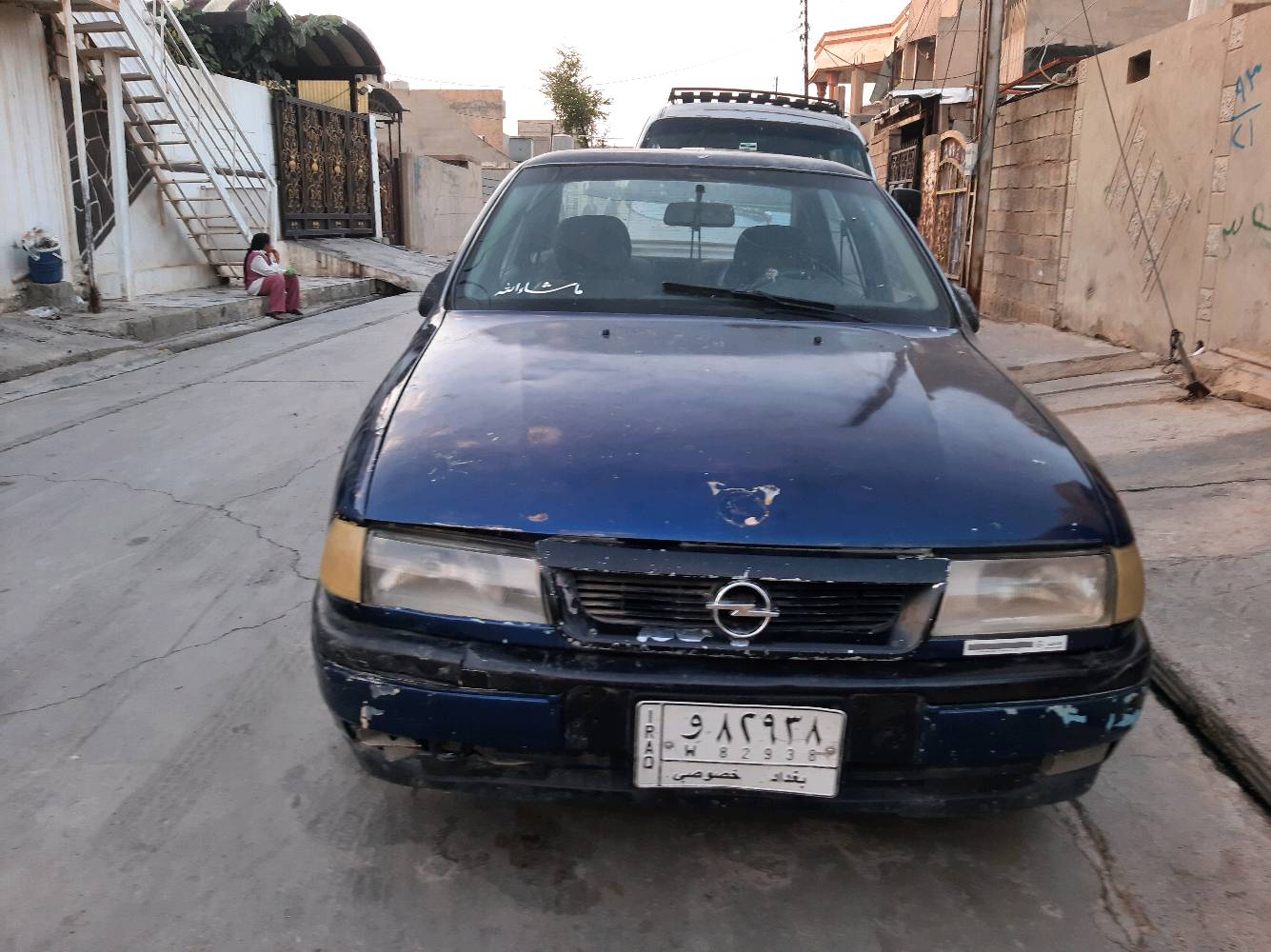اوبل فكترا موديل 1990رقم بغداد مشروع وطني 
كوبون بانزين محرك 20 غرفتها زينة