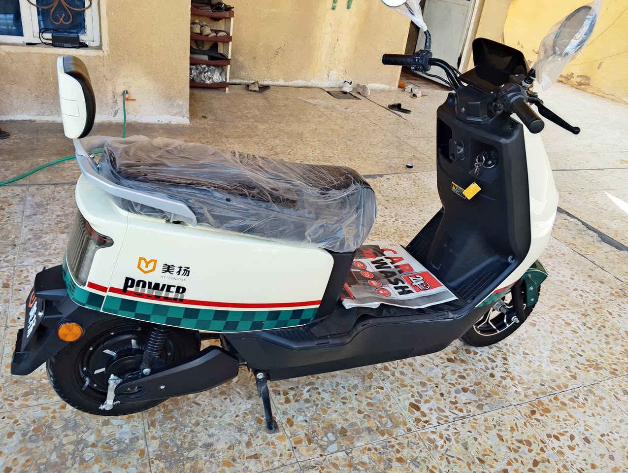 السلام عليكم ورحمه الله وبركاته🤝
دراجه شحن للبيع 🏍️
موديل 2025
5بطاريات جدد شرط على فحص 
سويجين وكارتين🔑
نضام باركP نضام Rبك
اشاير يمين يسار ،🚥
3نمره 
سرعته 75حقيقي 
نضافه %100
قلوب ثلجي عالي ناصي
السعر 💲💸خاص
الموقع 📍
بغداد ابو غريب الشيحه
الرقم أو استفسار ***********
***********
متوفر واتساب 
رجاء مارد علئ تعليقات فقط خاص رجاء
