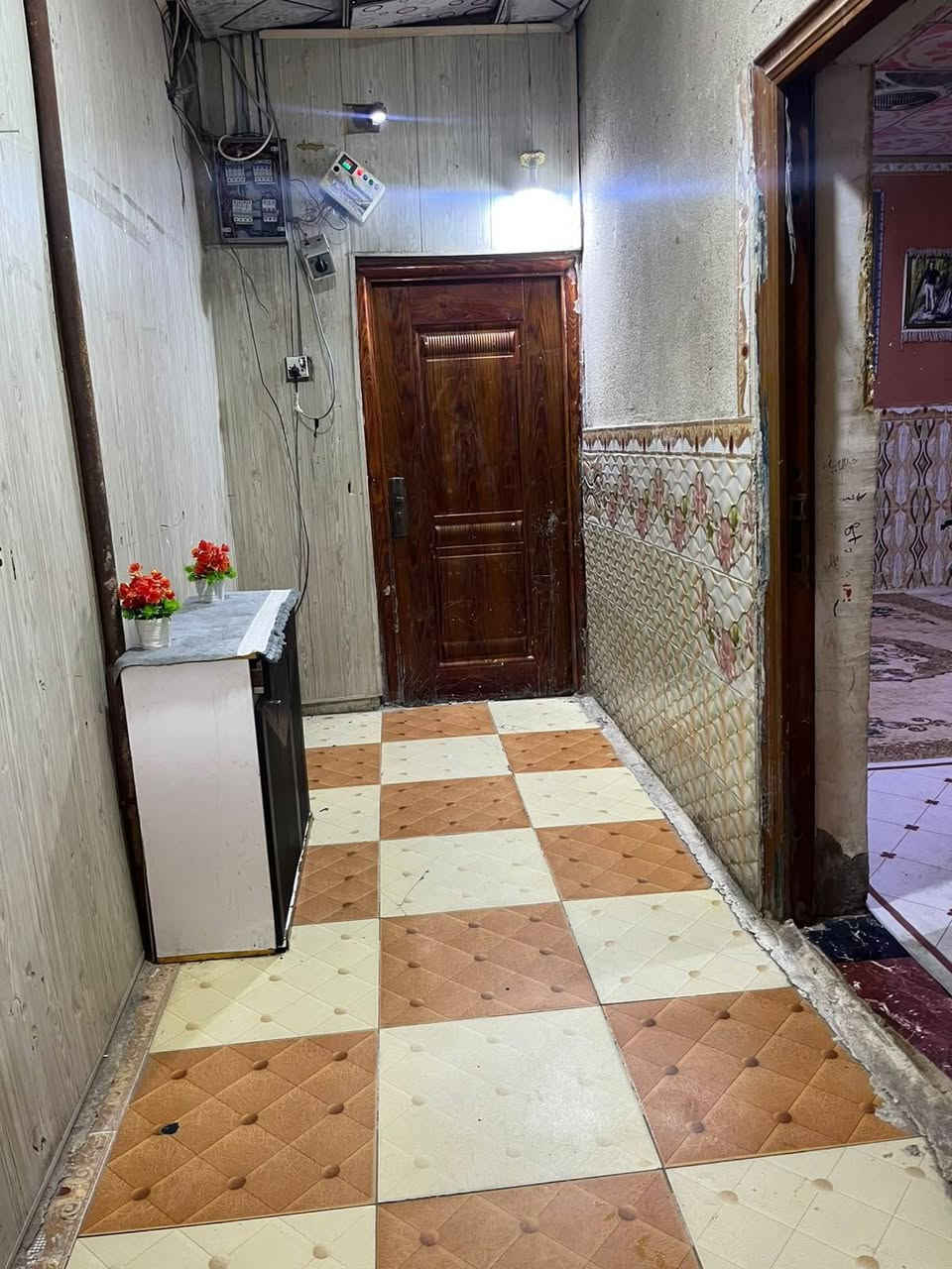 بيت للبيع في المعقل مقابيل الملعب مساحة 200 3 غرف وصالتين ومطبخ وحمام ودوانيه 
بيت للبيع في المعقل مقابيل الملعب مساحة 200 3 غرف وصالتين ومطبخ وحمام ودوانيه سعر 15 وبي مجال قليل للاستفسار ***********
