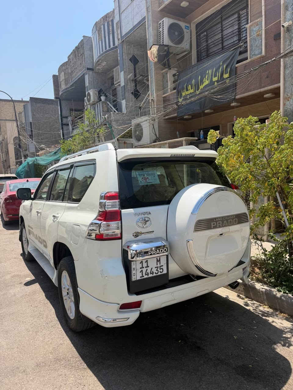 برادو TXL 2016 –
 فول مواصفات للاخير السياره 1/1
سياره جاهزه من كلشي وما ناقصه شي 
🔹 محرك 4.0 V6
🔹 دبل 4×4 + تانكيين
🔹 تشغيل بصمة + تشغيل عن بُعد

🔹 فتحة سقف
🔹 شاشة وسطية
🔹 كاميرا خلفية + سونار أمامي وخلفي
🔹 مثبت سرعة

🔹 تحكم بالمقود
🔹 تكييف أمامي وخلفي
🔹 ستائر خلفية
🔹 مرايا كهربائية

🔹 جنوط ألمنيوم
🔹 أنظمة صعود ونزول المنحدرات
🔹 7 ركاب
🔹ماشية 162 الف

📋 الحالة: ،مصبوغه عام كلها يعني مصبوغه

📍 المكان: بغداد
السيارة فول مواصفات ومهيأة للفحص
رقم صاحب السياره 
 ***********

السعر ::197$ 📩 بغداد, العراق
