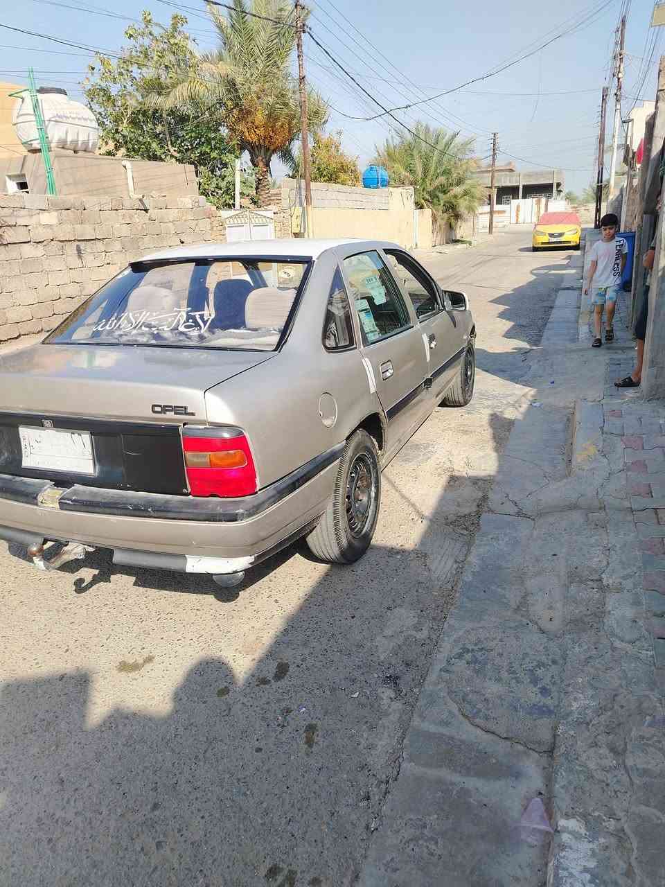 سلام عليكم اوبل فكترة 1991سيارة ماعايزهة شي سنوية نهاية ل 2027تحويل ثانيوم مكان بغداد التاجي ***********السعر 25وبيهة مجال حك الجية
