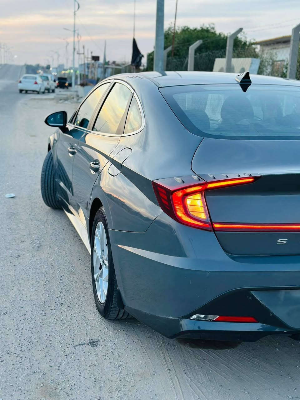 للبيع سوناتا 2021 معوقين قادسيه وكاله عامه مطلقه 
 وارد امريكي  
ضربتها جاملغ الخلفي والجنطه مبدله بجم كبس 
بدون ارباك
 لون مميز سمنتي
بصمه
3وضعيات قيادة تتغير حسب المود
اوتو هولد
صنودق كهرباء حساس
ترحيب بالمري والابواب 
دخول ذكي 
تشغيل عن بعد
هيندبريك دكمه
رادار 
نقط عمية
تنبيه خروج عن المسار
قياده ذاتيه
مثبت سرعه
رادار مانع تصادم خلفي+امامي
9 سماعات صوتيه
تحكم استيرن جهتين
شاشه الجبيره
تبريد بيانو منفصل 
تدفئة كشنات 
السعر 155 اوبيها مجال 
مكاني السماوه الرميثه 
للستفسار 

***********
