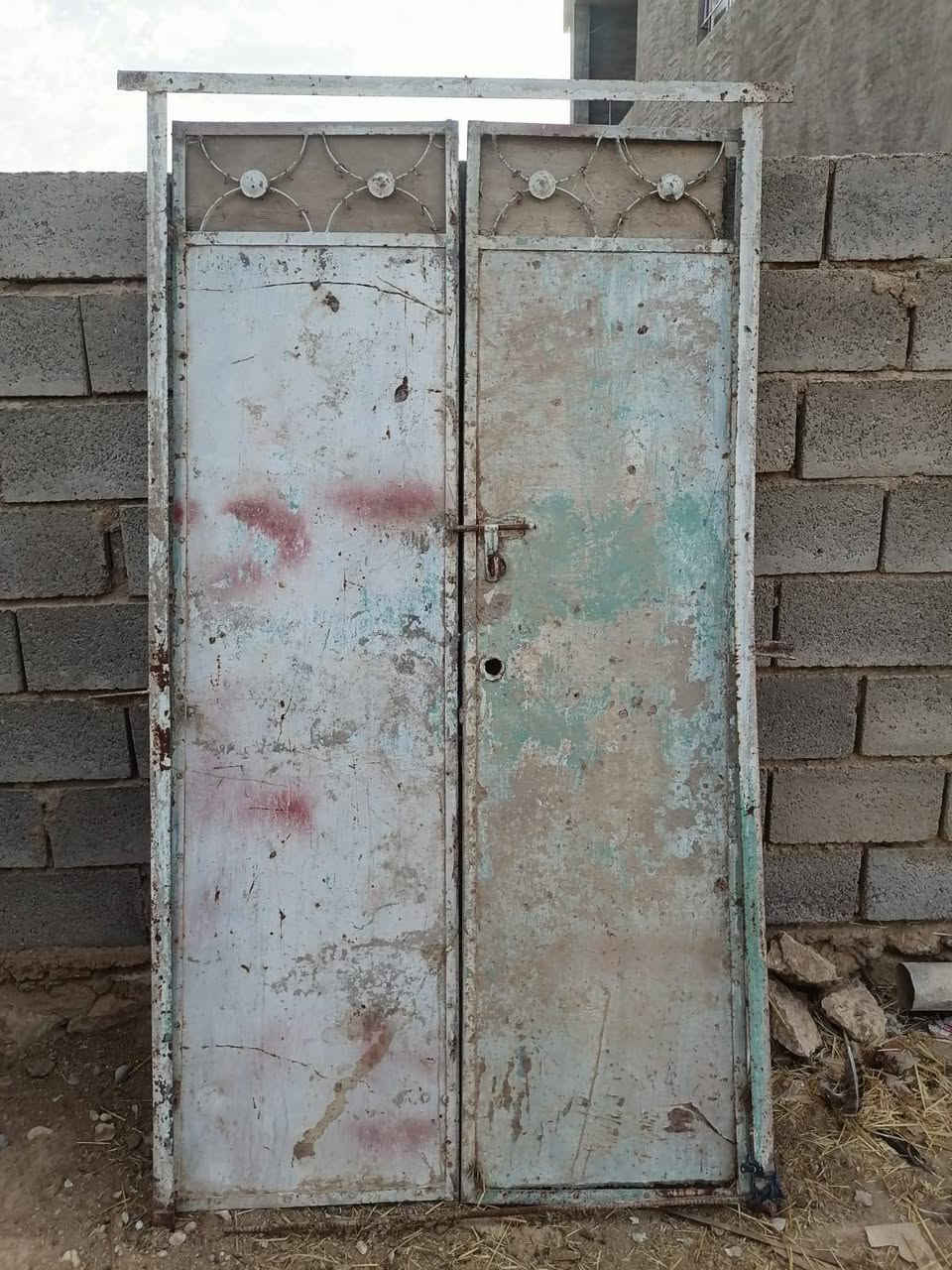 بابين حديد • چرچوبه