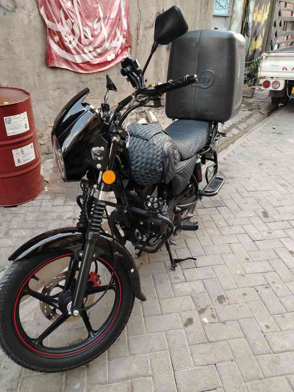 سلام عليكم
دراجة دايوان موديل 2025
مكينه 200
مكاني بغداد مدينه الصدر شراي يتصل ***********

