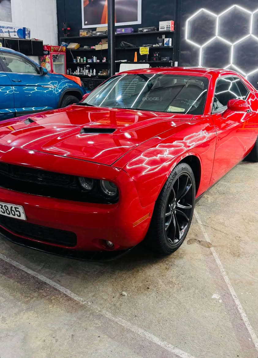 دوج جالنجر
مواصفات SXT :

محرك 3600 (كير ،محرك ، تبريد بدون نقص )

 ⁠السياره ماشيه 103 الف ميل ⁠

رقم ذي قار // تحويل مباشر ⁠

الفحص مع الصور بالمنشور 

السعر :150 
مكاني ذي قار // ناصرية
 للاستفسار: ***********
