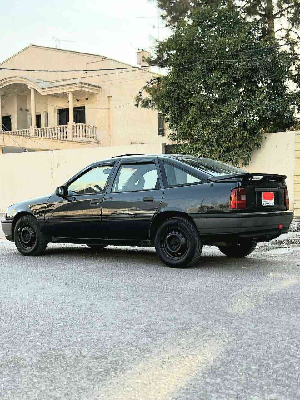 🚗 للبيع أوبل فكترا موديل 1991، محرك حجم 1.6 لتر
السيارة بدون صبغ وبدون ضرر، وعلى حالتها الأصلية حتى الخيسان مامصلح بيها تقحيل في السقف والبوند فقط والمحرك بي اثر نفخ..
سيارة مال بيت ومحافظ عليها، استخدام شخصي من الشحن عنديهيا
واللي ياخذها لازم يكون جناي ويعرف قيمة السيارات النظيفة .
🔹 موديل 1991
🔹 محرك 1.6
🔹فتحة ونسقف اصلية
🔹 بدون صبغ
🔹 بدون ضرر أو حوادث
🔹 سيارة مال بيت
🔹 رقم ألماني 🇩🇪
🔹 شرط التحويل السنوية 2028
💰 السعر: [47 ورقة] وبيها مجال بسيط
📍 المكان: [الموصل -حي الزهور ]
📞 للتواصل: [***********] بي واتساب
البيع للجادين فقط، والمعاينة خير دليل.
رجاءً لا يتصل إلا اللي يعرف قيمة السيارة وحالتها. موصل, نينوى
