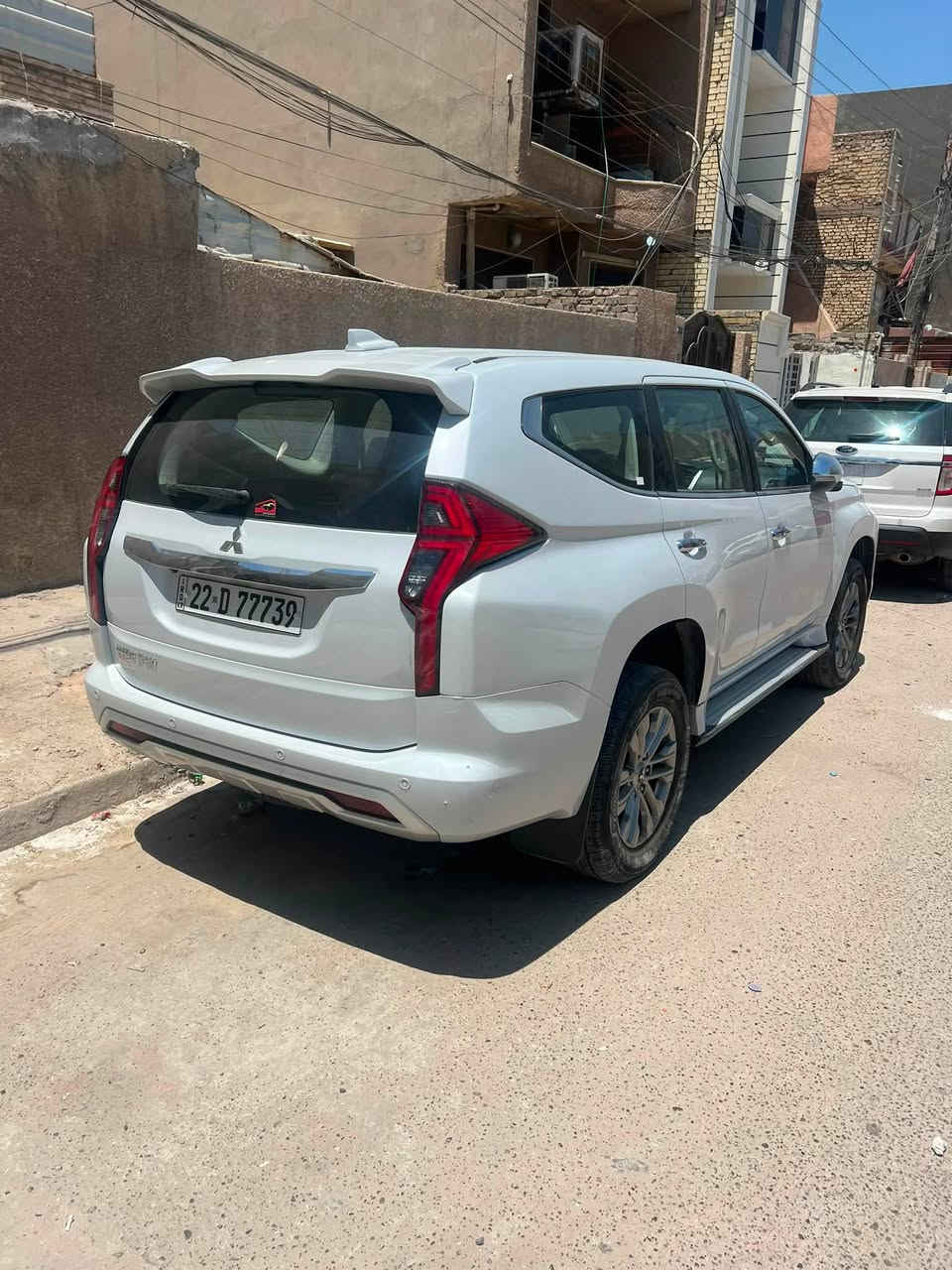 باجيرو موديل 20
ماشية 79 فول مواصفات بيها تكحيل وصبغ داعامية امامية اثر شخوط 
السعر 185 قفل 
***********
بدون مراوس فقط بيع
