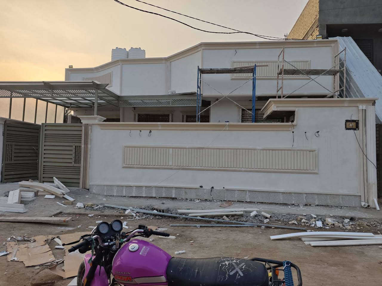 سلام عليكم...
عمل يشمل جميع الديكورات الخارجيه فوم تركي طلس مرمر صبغ كل الشركات موجود
وديكورات الداخليه مغربي ملكي شغل 100/100
العنوان مسيب حي المعلمين.... ***********
