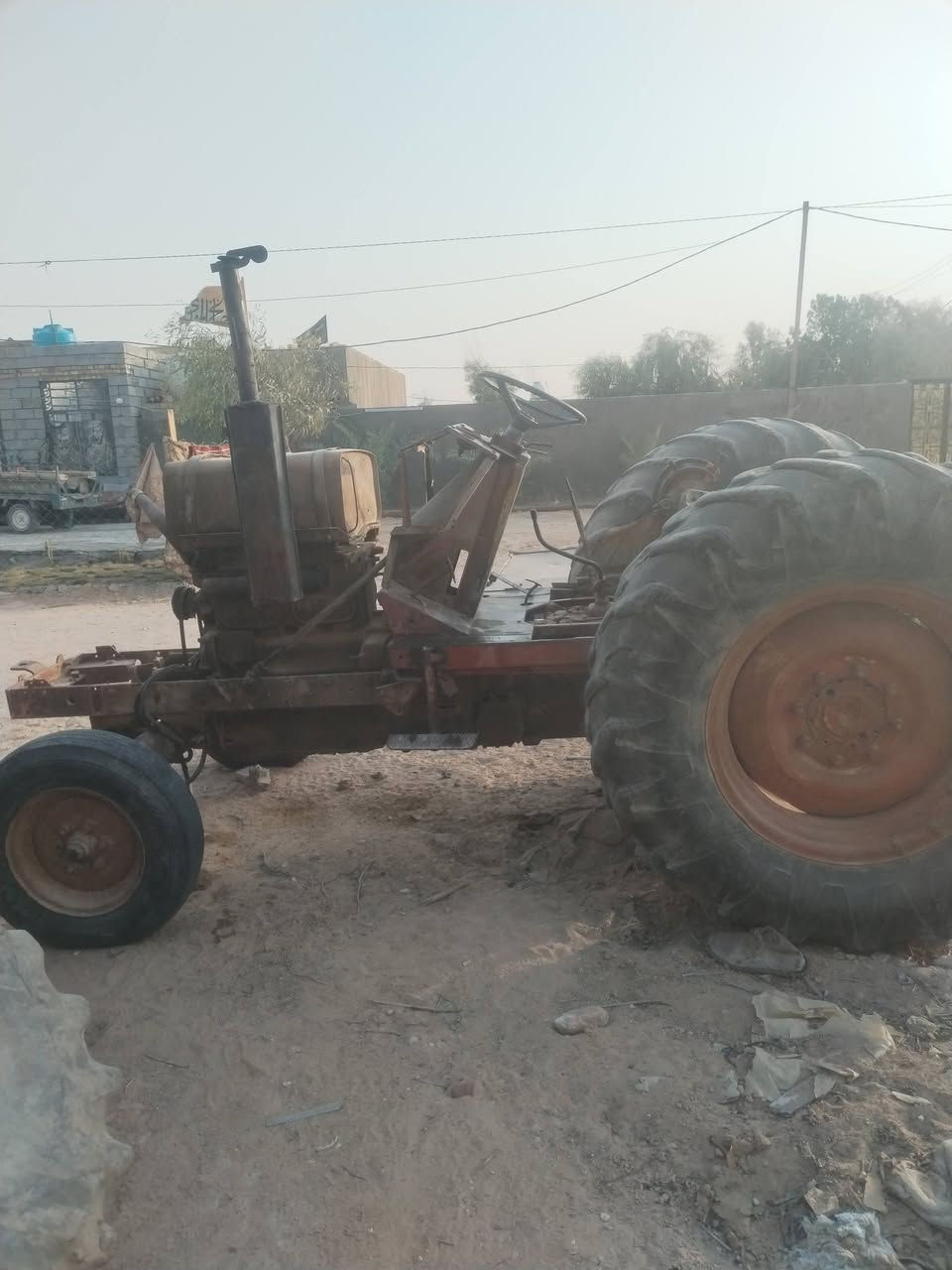 سلام عليكم متاح عنتر 80 محرك بي تبخير قليل باور ستيرن دنفص بدون راديتر وبدون سلف بدون دينمو كير واكسن هيدروليك شرط عنوان نجف  التفاصيل اتصل  ***********
