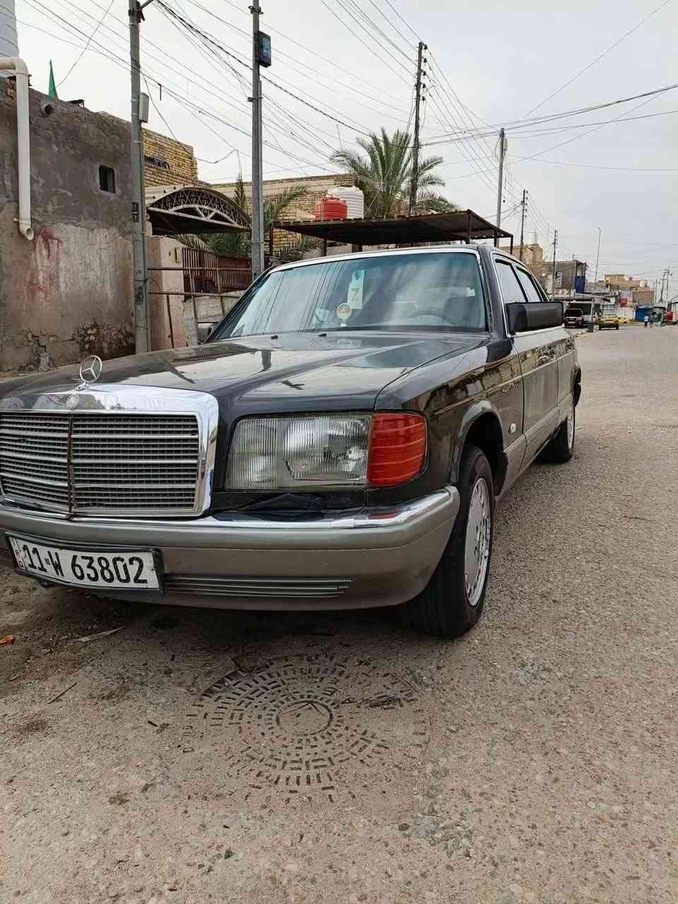 السلام عليكم مارسيدس جامبو رئاسي باب قصير  محور 3000 موديل 1987بسمي رقم بغداد مكفوله من ضربه ولكص مصبوغه لجماليه  مكينه وكير وحداديه جداد جاهزه  تبريد شغال ثلج كشناتهه جلد كهربائيات كلهه شغاله سياره جاهزه ماعوسهه شي مكاني ميسان العمار سعر 58 وبيعه مجال ( *********** )
