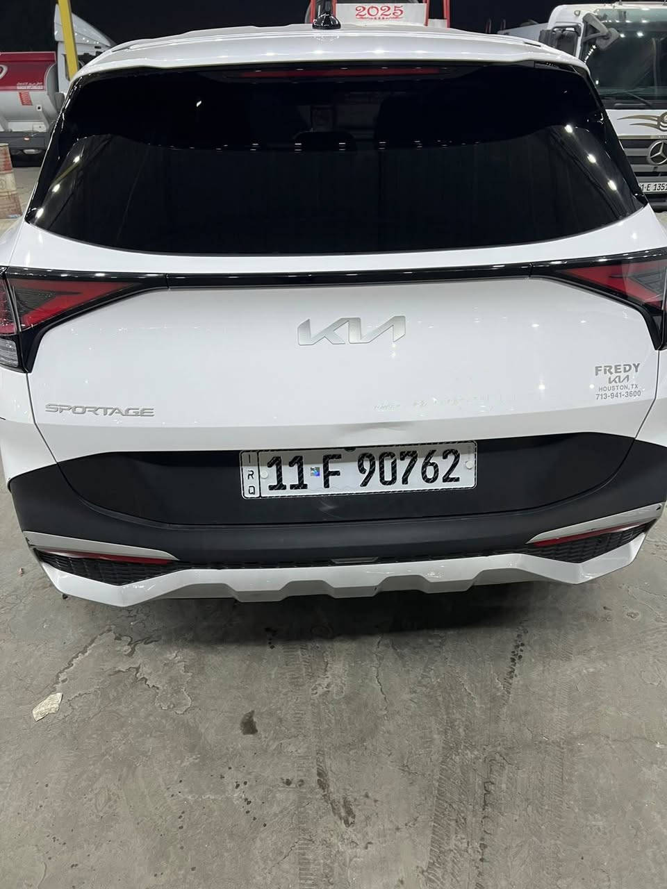 كيا سبورتج 2024
امريكي 
رقم بغداد مثبت لوحات تحويل ثاني يوم 
مستخدم عداد 49.000 Km بحاله الزيرو 
مواصفات  فول 
مكينة 2.500
داتا شو 💯
نقطعه عمياء 
داخل مخمل 
مقاعد الاماميه تدفئه 
كامرة خلفيه 
مقاعد الامامية كهرباء 
شاشة كببره 
شاحن موبايل 
حساس امامي 
حساس خلفي 
درايف مود 
صندوق خلفي كهرباء 
اريل نفكيتر 
شباك اسود يلمع 
بصمه تشغيل 
تشغيل عن بعد 
مري كهرباء 
تحكم ستيرن  
تبريد قطعتين 

200$
مكانة بغداد ***********
