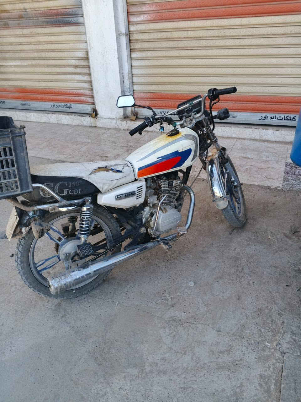 سيفان مديل21وراق دراجه مفوله يردلهه ترتيب بصيط ب400وبيهه مجال شي قليل اللستفسار الرقم***********

