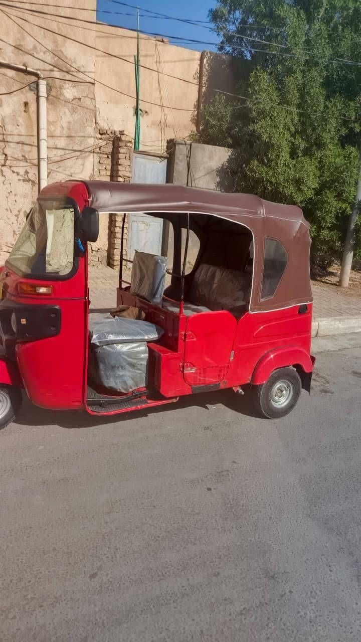 تكتك للبيع موديل ٢٢رقم وسنويه بيه ضربه فوك الجاملق بارد مكان كربلاء الحر السعر ٨و٨٥٠وبيه مجال  رقم ***********
