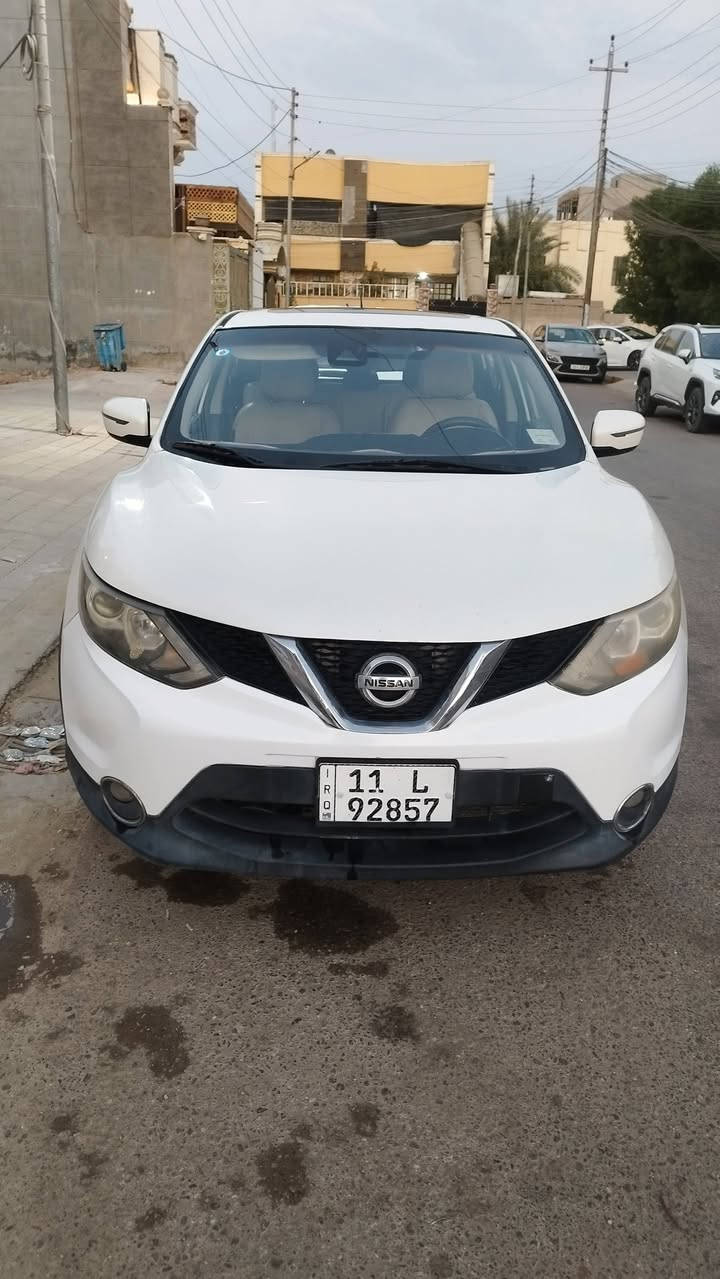 روج سبورت موديل 19 حجم المحرك 2000 باسمي سنويه وهزه جديده لسنه 31 السيارة لدي من سنه 21 فتحه بصمة فور ويل اشاير بالمري توقف ذاتي امامي خلفي تحديد مسار نقطة عمياء تبريد بيانو رادار صبغ جاملغ امامي السايق العداد 115 كيلو بنزين فقط محسن ودهن اصلي سعر اللتر لا يقل 15000 الف صيانه للكير مرتين فلاتر حديدي وورقي ودهن سعرها 155$ وبيها مجال ويرهم مراوس ب اكستريل وانطي فرق مكان السيارة الرمادي ***********

نص مكتوب في الصور:
- 70 VIN: JN1BJ1... stat.vin NISSAN ROGUE 2019 :SERIES WHITE INLINE-4 VIN: JN1BJ1CR5KW313442 1 VIN STAT Informe de daños con IA Entrar Registrarse