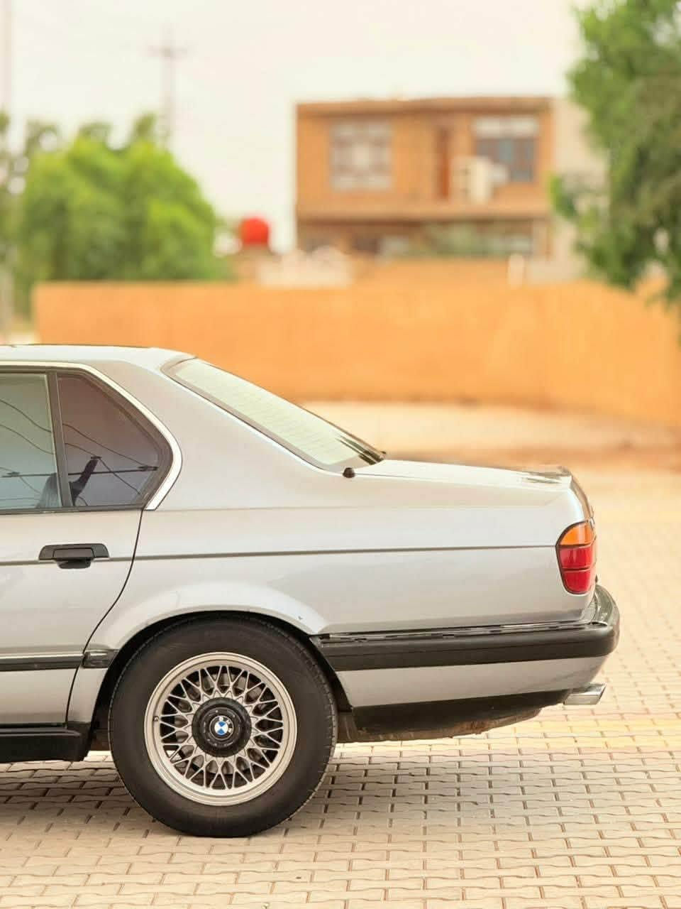 بيع او مراوس ب535 جديدة فقط 
 
السلام عليكم 730i مكينة 40 v8 موديل 1991 كير مكينة حاوية شرط تبريد ثلج تايرات صدر جديد   مصبوغة جمالية بدون حادث بدون خياس رقم اربيل شرط تحويل او وكالة تحتاج ترتيب للداخل فقط مكان السيارة سامراء للاستفسار ***********
