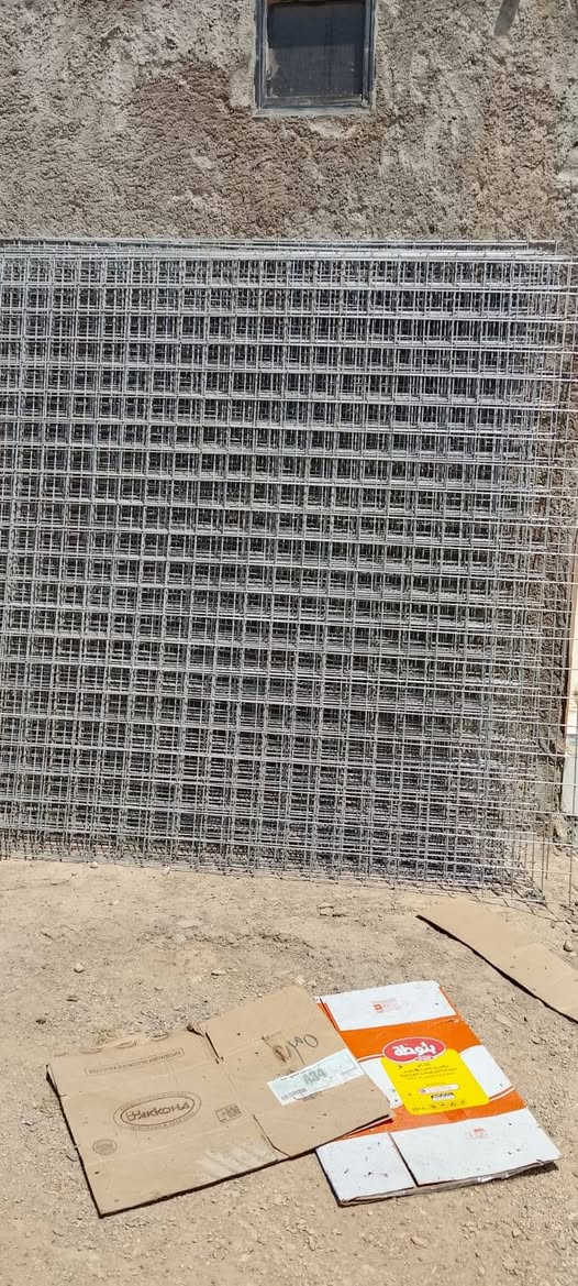 ***********
_بي ار سي ارتفاع مترين فتحه (6سم) سمك 3 ملم تارس ثقيل الثقيل
_هيسكو (مترين في مترين) 5 ملم تارس ثقيل

مكان:- القائم _العبيدي 
 ***********
