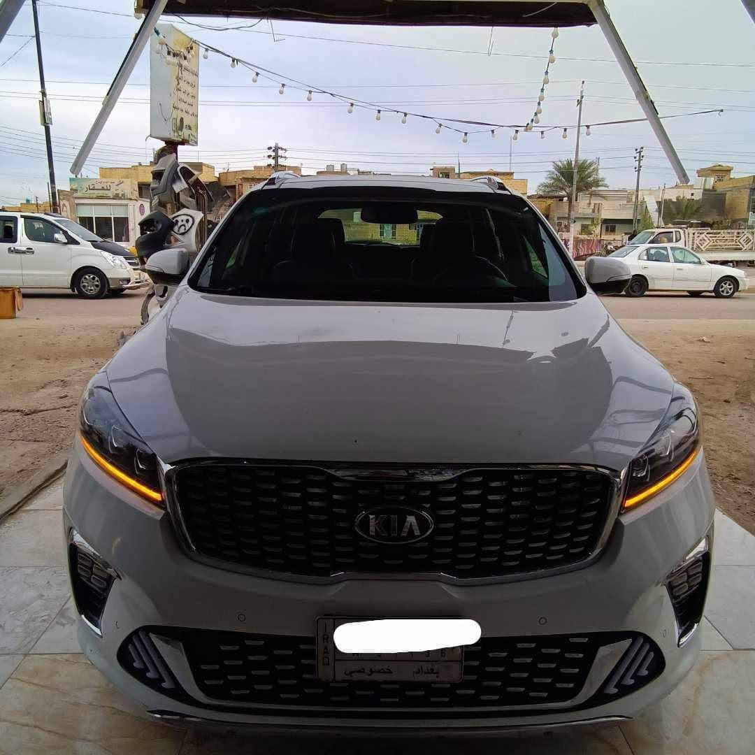 سورنتو موديل ٢٠١٩ مواصفات sxl يعني فول مواصفات مناقصهه اي شي السياره جاهزه على الاخير
مواصفاتهه:- 
فور ويل 
جنطه كهرباء 
كشنات جلد بلادي ممدوشم 
الامامي تدفئه تبريد
 الخلفي فقط تدفئه 
تبريد 3 قطع 
رادارات امامي خلفي جانبي
 حساسات امامي خلفي 
سقف بانوراما 
ايقاف ذاتي للسياره 
تحديد مسار 
هاندبريك كهربائي
محرك ٦ سلندر 
٧ راكب 
شاشه كبيره تحتوي android auto &apple car play
شاشة اعطال 
لايت زينون عالي ناصي 
لايت دوار
كشنات الاماميه كهرباء 
٤ كامرات 
كامرا خلفيه دواره 
4 انضمه قياده 
Eco
smart
comfort
Sp

مرئي شفط 
انارة ترحيب 
تشغيل عن بعد
ومعروفه بعد مواصفات ال sxl 
 فحص سونار  مرفق بالمنشور 
السيارا جاهزه متصرف عليهه شي  
 مرقمه بغداد باسمي شوكت ما تريد تحويل اني جاهز مكاني ذي قار مركز  حي اور 
  ***********
سورنتو موديل ٢٠١٩ مواصفات sxl يعني فول مواصفات مناقصهه اي شي السياره جاهزه على الاخير والسونار موجود 
السعر (٢٠٥)

