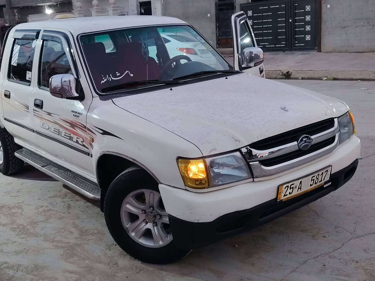 نظيف • بدون حادث • موديل ٢٠٠٩