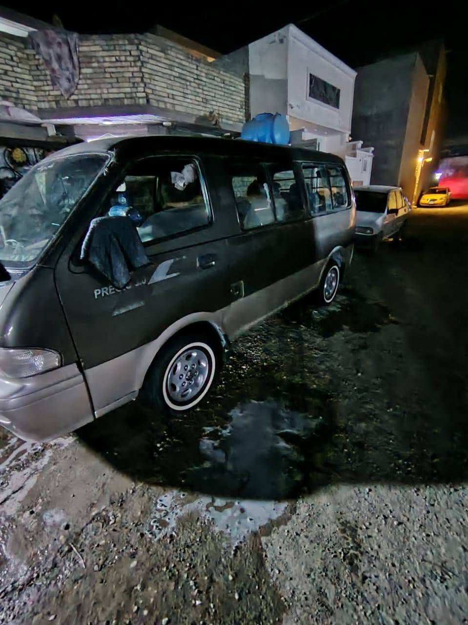 السلام عليكم بريجو للبيع موديل 1999 سيارة نضيفة شواصي نضاف بس الورة واحد معمر درجة اولى سيارة جاهزة كبل للشارع تايرات انضاف سيارة مال جناي مكينة 2701 قبل شهر جفتتها كله الاصلي نوزلات الكوري دواخلها انضاف كهربائيات كلها شغالة الشراي يتصل وبي خير ويدلل واذا اكو اي استفسار اني خادم موبايل *********** مكان بغداد
