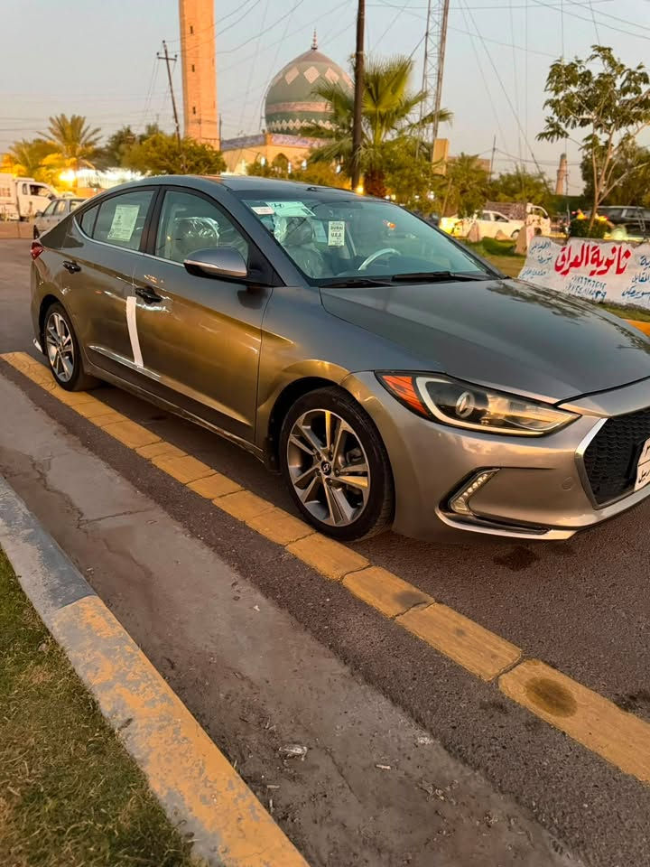 🚗 للبيع | هيونداي إلنترا Limited موديل 2017 وارد أمريكي
حادثهة 3 قطع صبغ جاملغ وبنيد والباب سيارة نظيفة جداً وبحالة ممتازة، جاهزة للاستخدام بدون أي مصاريف

السياره دهن جديد ودهن بريك جديد ودامه عامه للمكينه 

المواصفات:

مكينه 2000 دوش گير AT

 الفئة: Limited (فل أوبشن) ناقل حركة أوتوماتيك محرك اقتصادي وقويشاشة لمس أصلية كاميرا خلفية تحكم بالمقود (ستيرن)مثبت سرعة

 بلوتوث – USB – AUX

تشغيل بالبصمة (Smart Key)

 جنوط ألمنيوم أصلية

 إنارة LED نهارية

منظومه زنون صدر مبدل كله جديد 

داخلية نظيفة جداً مع أغطية الحماية ما زالت موجودة

💰 السعر: (١٠٥$) بي مجال 

📍 الموقع: (بغداد الحسينيه )

📞 للاستفسار: (***********)
