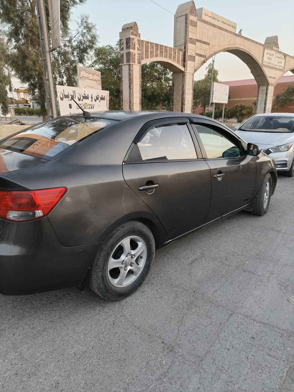 كيه سيراتو موديل 2012 بي ثلاث قطع اثر الجراد سعر 80 بي بطاقة بنزين للاتصال ***********
