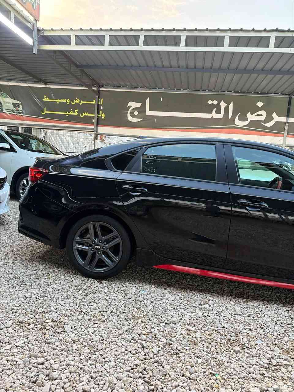 ﷽
السلام عليكم 

 كيا فورتي Gt

موديل2021

ماشيه 70 الف فقط 

سنوية لل 2028

فول مواصفات عده الفتحه 

(وارد امريكي ) ضررها بنيد فقط بدون دواخل حادث سطحي  

رقم كربلاء تحويل مباشر 
معروفه مواصفاته

3 بصمه 

كشنات مختمه Gt جلد ومخمل 
رادارات اماميه جانبيه

قياده ذاتيه 

مانع تصادم 

لد خلفي امامي  

لد نهاري زنون بلادي عالي ناصي 

كامره خلفيه

محرك 2000 دوش 

باقي المواصفات معروفه ما يحتاج اذكرهن 

حادث بنيد فقط 

السيارة جديدة بالعافية على  ياخذها 

السعر 133& بيها مجال بسيط حك الجيه 

مكان السيارة كربلاء للاستفسار ***********

نص مكتوب في الصور:
- كربلاء