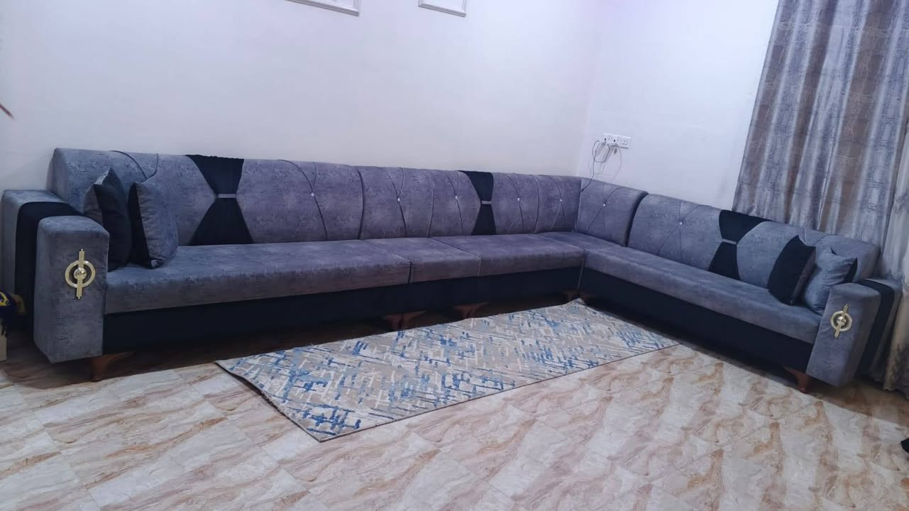 سلام عليكم غراض لبيع هذا رقمي ***********راسلني خاص
