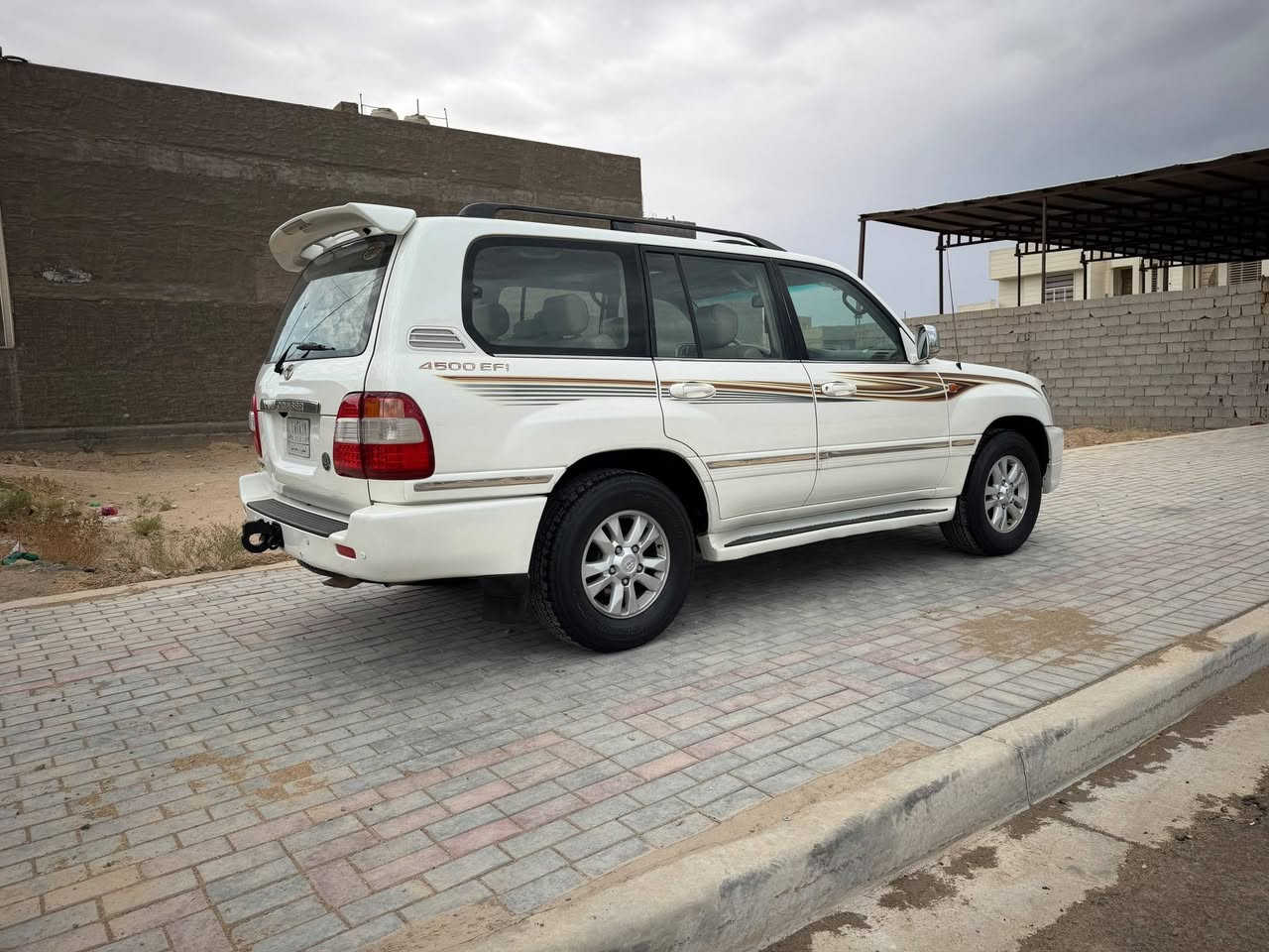 ‏تويوتا لاندكروزر 2007 وارد خليجي كفاله عامه فگنس عالي  فول مواصفات ستة سلندر سبع راكب فتحة ثلاجة تبريد ثلاث قطع ‏رقم بصره تحويل ثاني يوم السعر 158$‏شراي اتصل ***********
