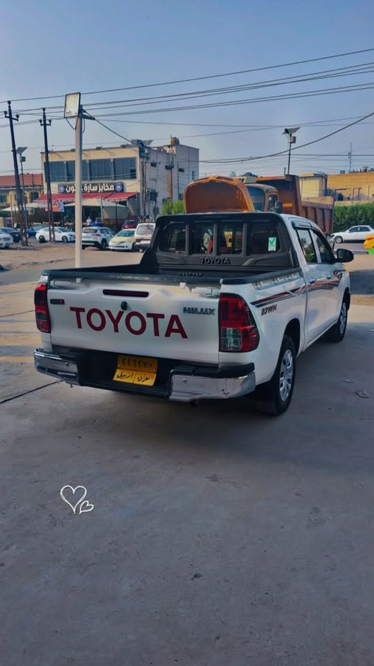 هايلكس ٢٠٢٢ • ابيض • كفالة