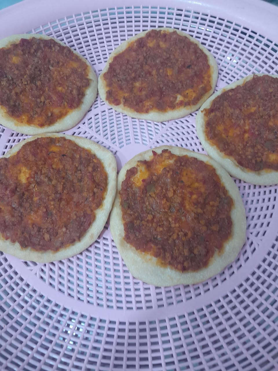 بدون تفاصيل